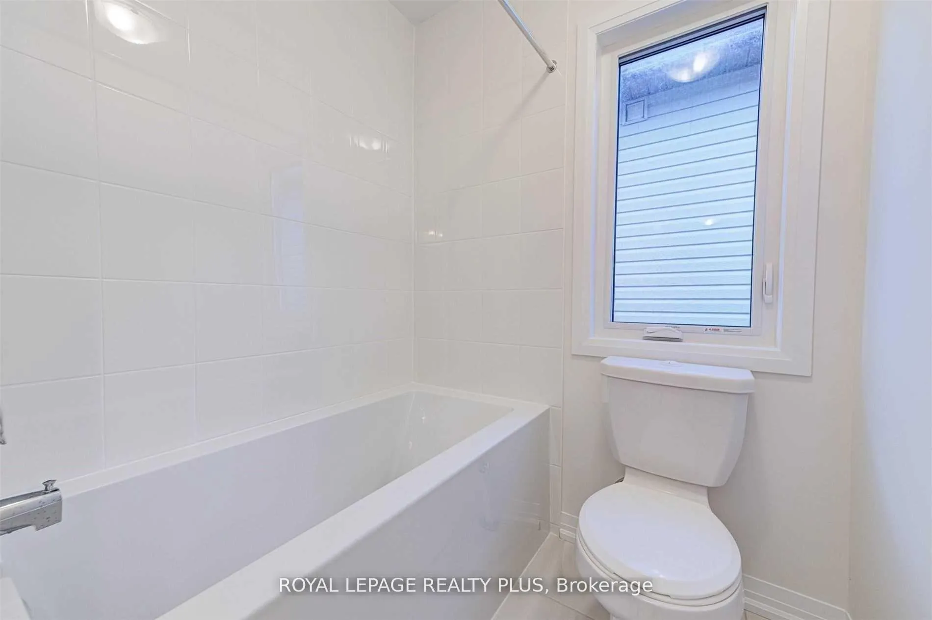 Photo 21 of 268 Provident Way, Hamilton, Mount Hope — HOMEH