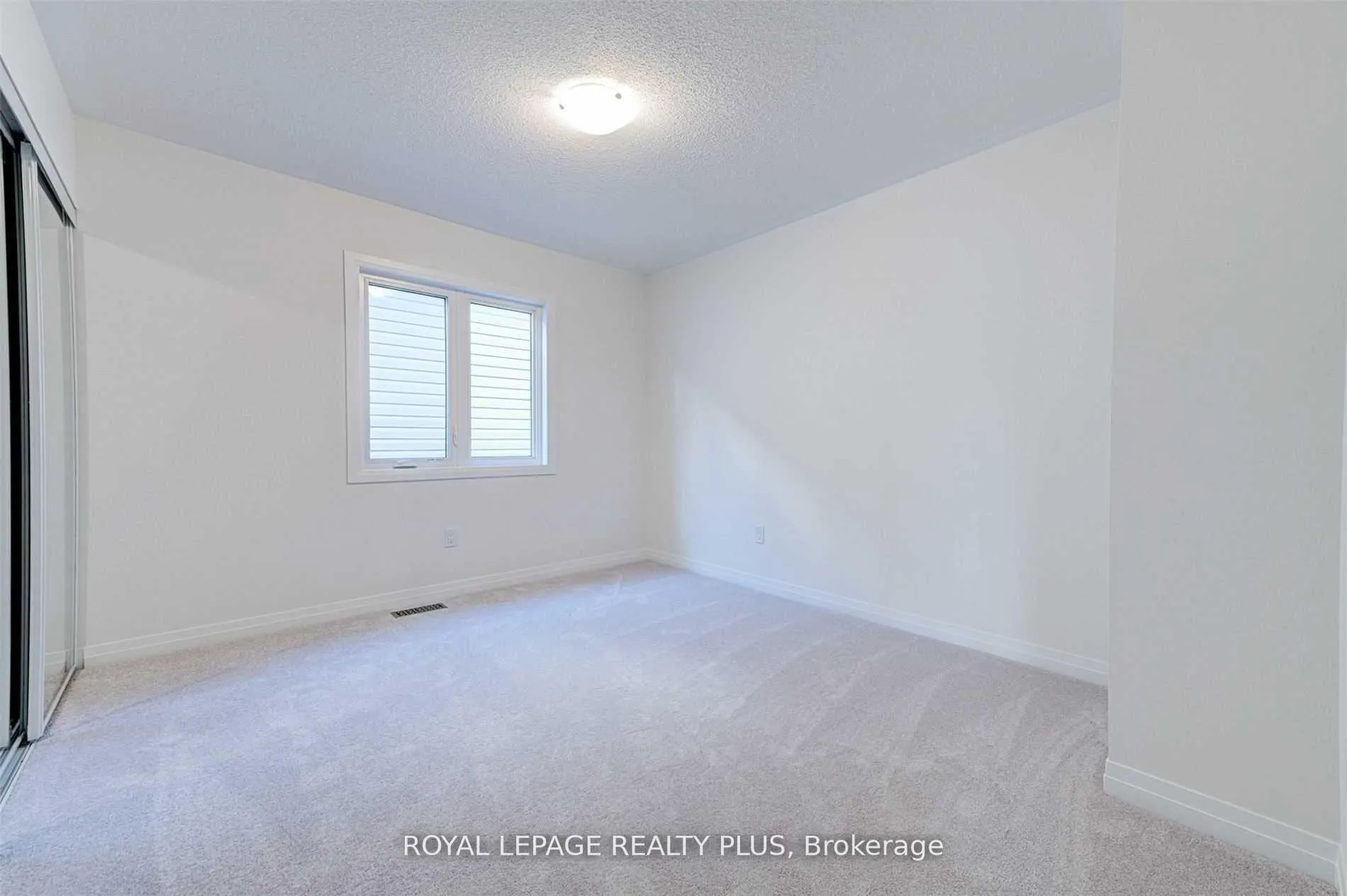 Photo 23 of 268 Provident Way, Hamilton, Mount Hope — HOMEH