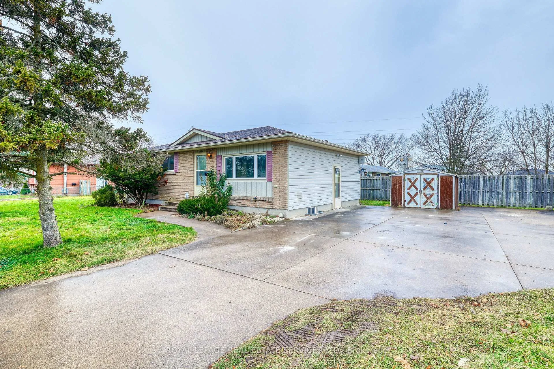 Photo 1 of 38 Deerfield Parkway, Thorold, Allanburg/Thorold South — HOMEH
