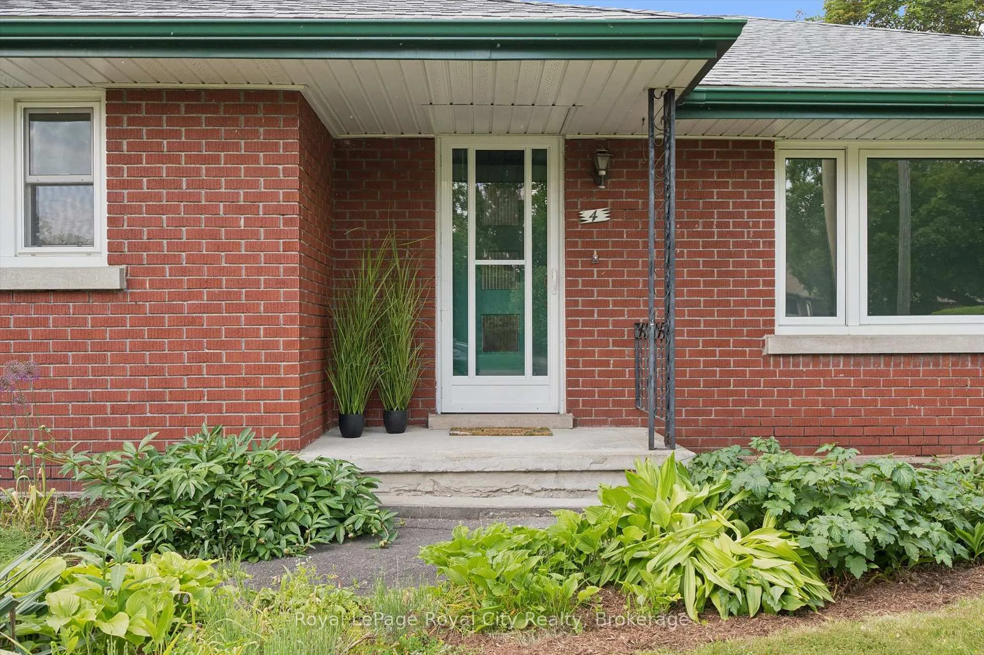 Photo 4 of 4 Campion Avenue, Guelph, Exhibition Park — HOMEH