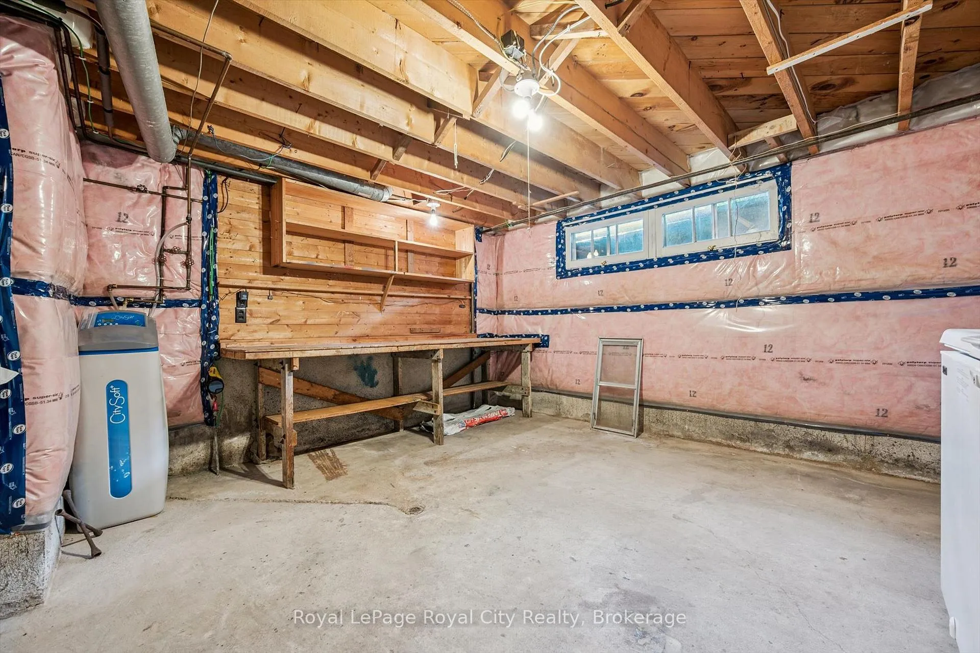 Photo 31 of 4 Campion Avenue, Guelph, Exhibition Park — HOMEH