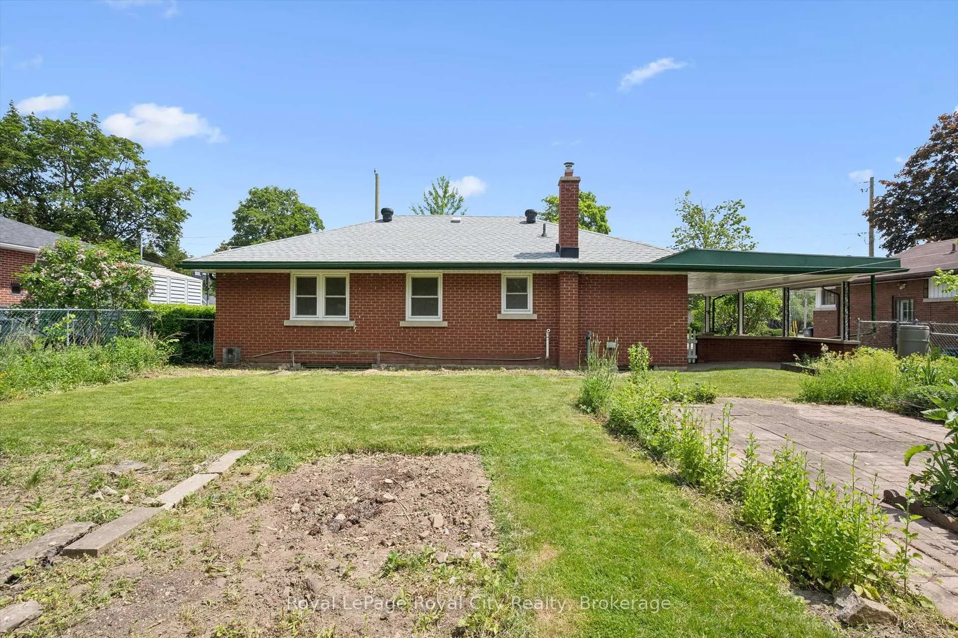Photo 36 of 4 Campion Avenue, Guelph, Exhibition Park — HOMEH