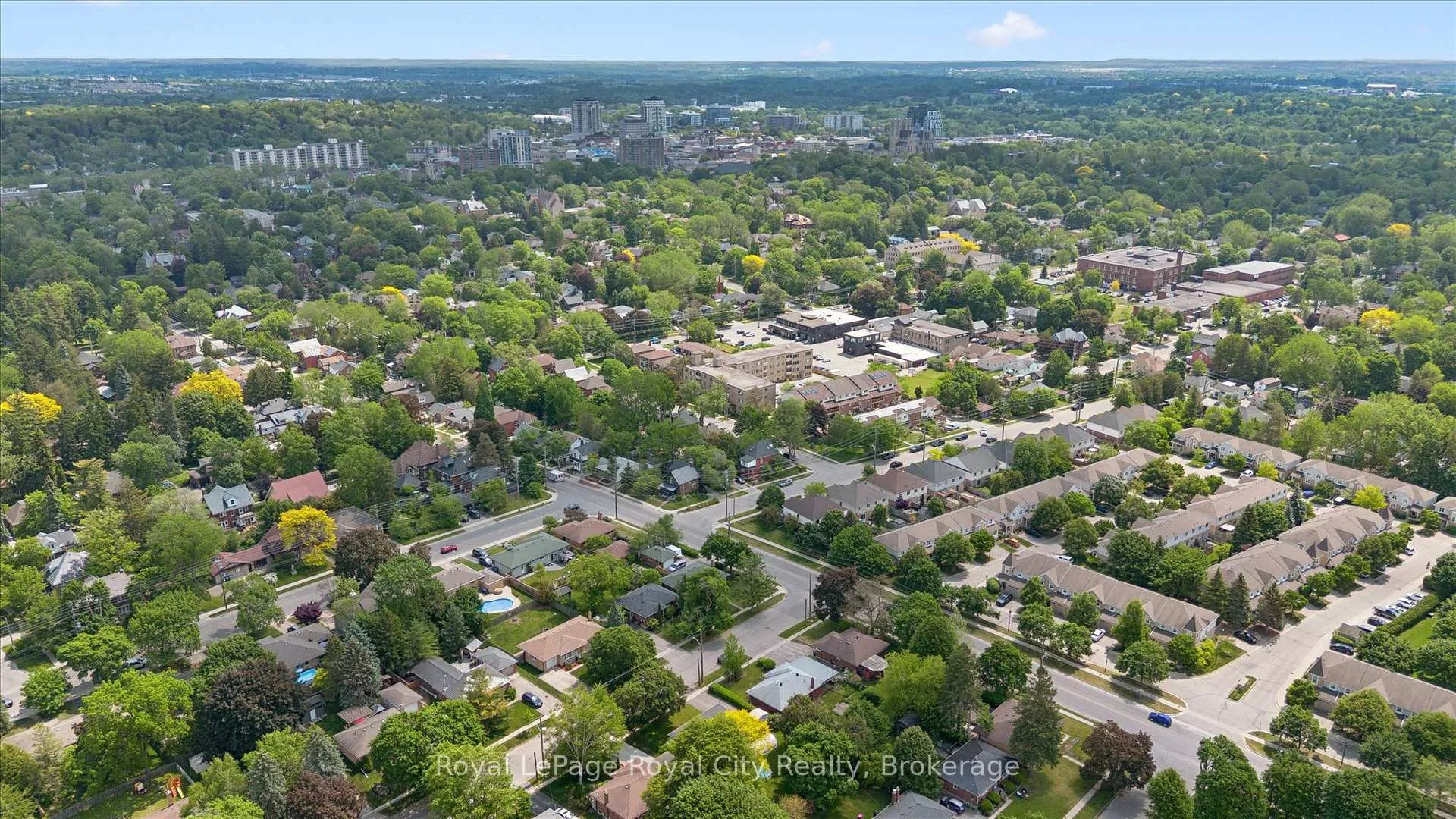 Photo 43 of 4 Campion Avenue, Guelph, Exhibition Park — HOMEH