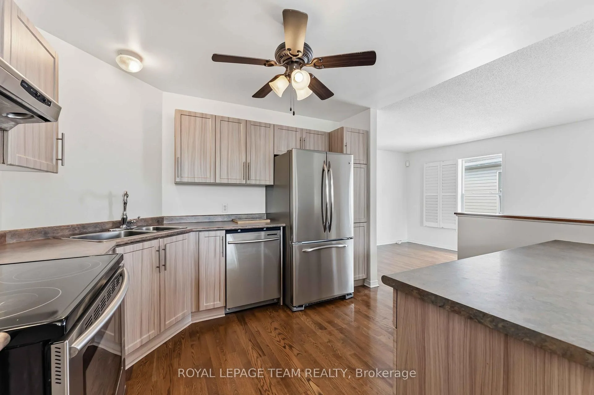Photo 12 of 11 Saffron Court, Ottawa, Barrhaven - Longfields — HOMEH