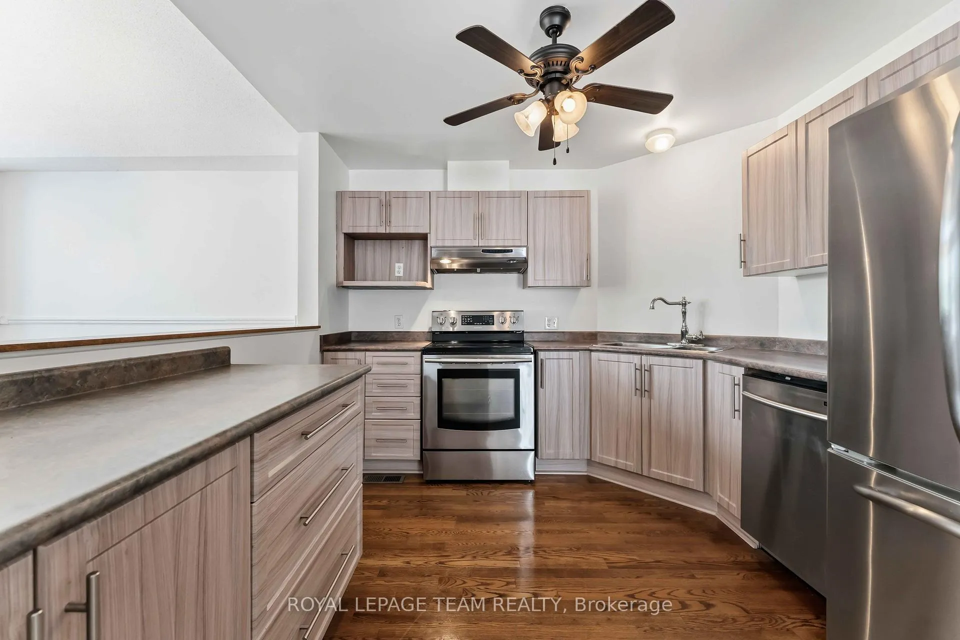 Photo 14 of 11 Saffron Court, Ottawa, Barrhaven - Longfields — HOMEH