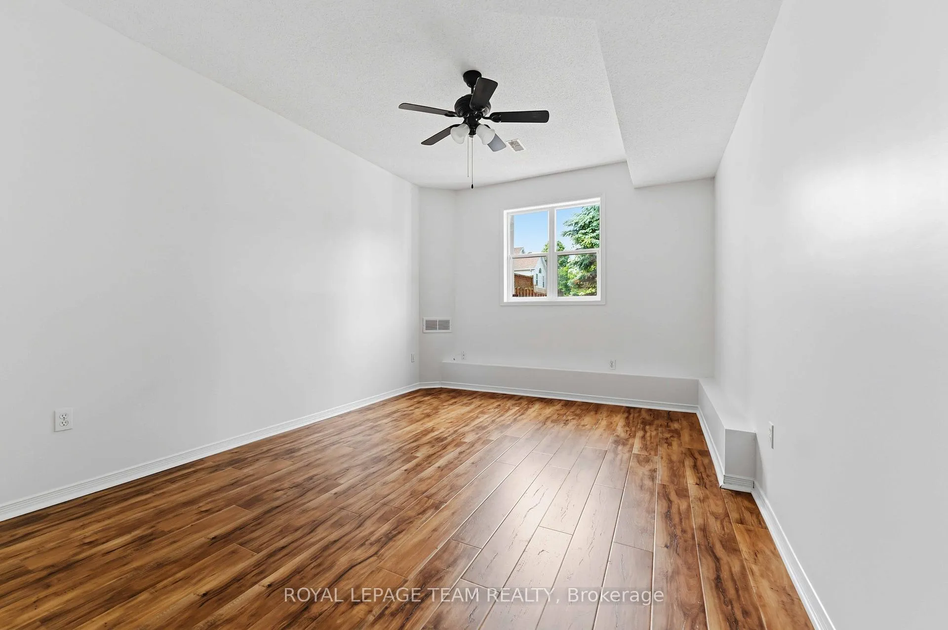 Photo 32 of 11 Saffron Court, Ottawa, Barrhaven - Longfields — HOMEH