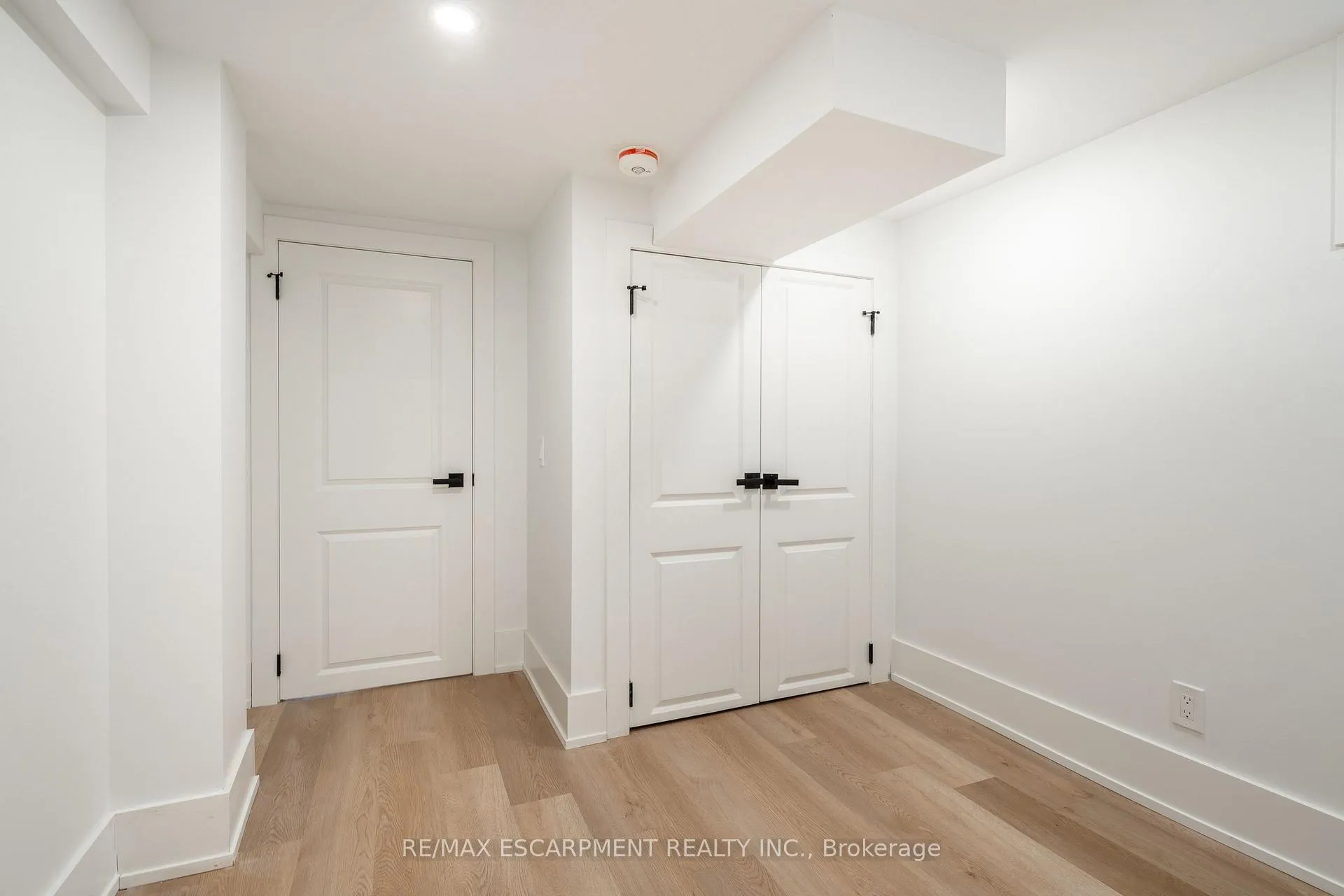 Photo 40 of 204 Balsam Avenue S, Hamilton, Blakeley — HOMEH