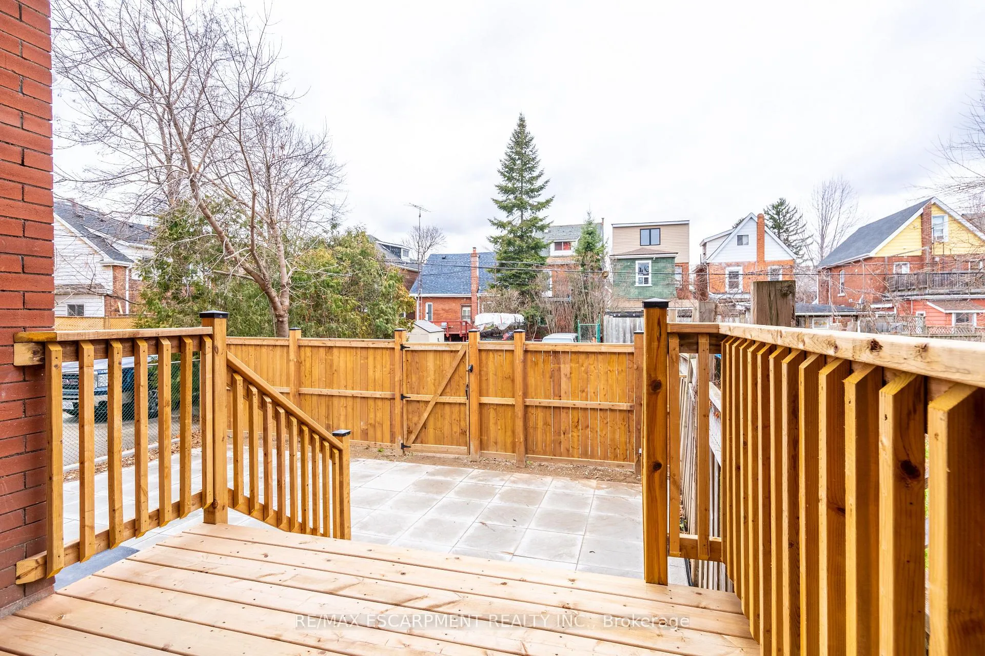 Photo 45 of 204 Balsam Avenue S, Hamilton, Blakeley — HOMEH