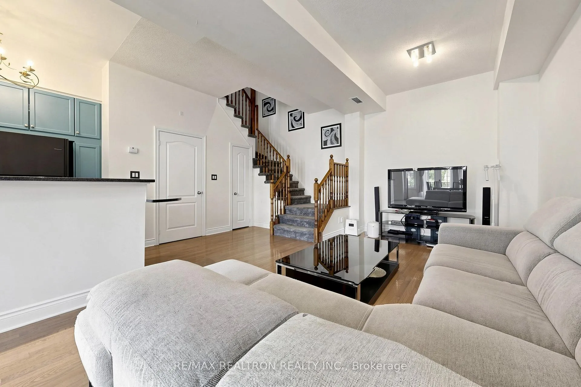 Photo 12 of Unit Th16, 3 Rean Drive, North York, Bayview Village — HOMEH