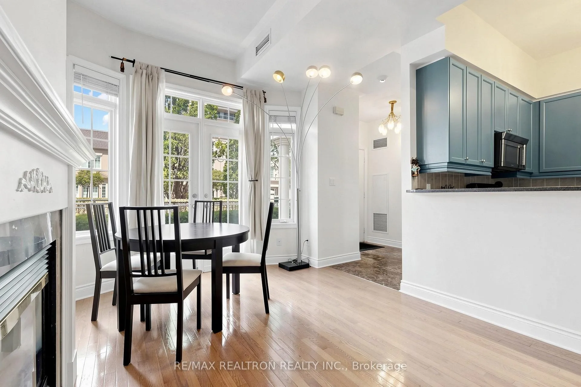 Photo 21 of Unit Th16, 3 Rean Drive, North York, Bayview Village — HOMEH