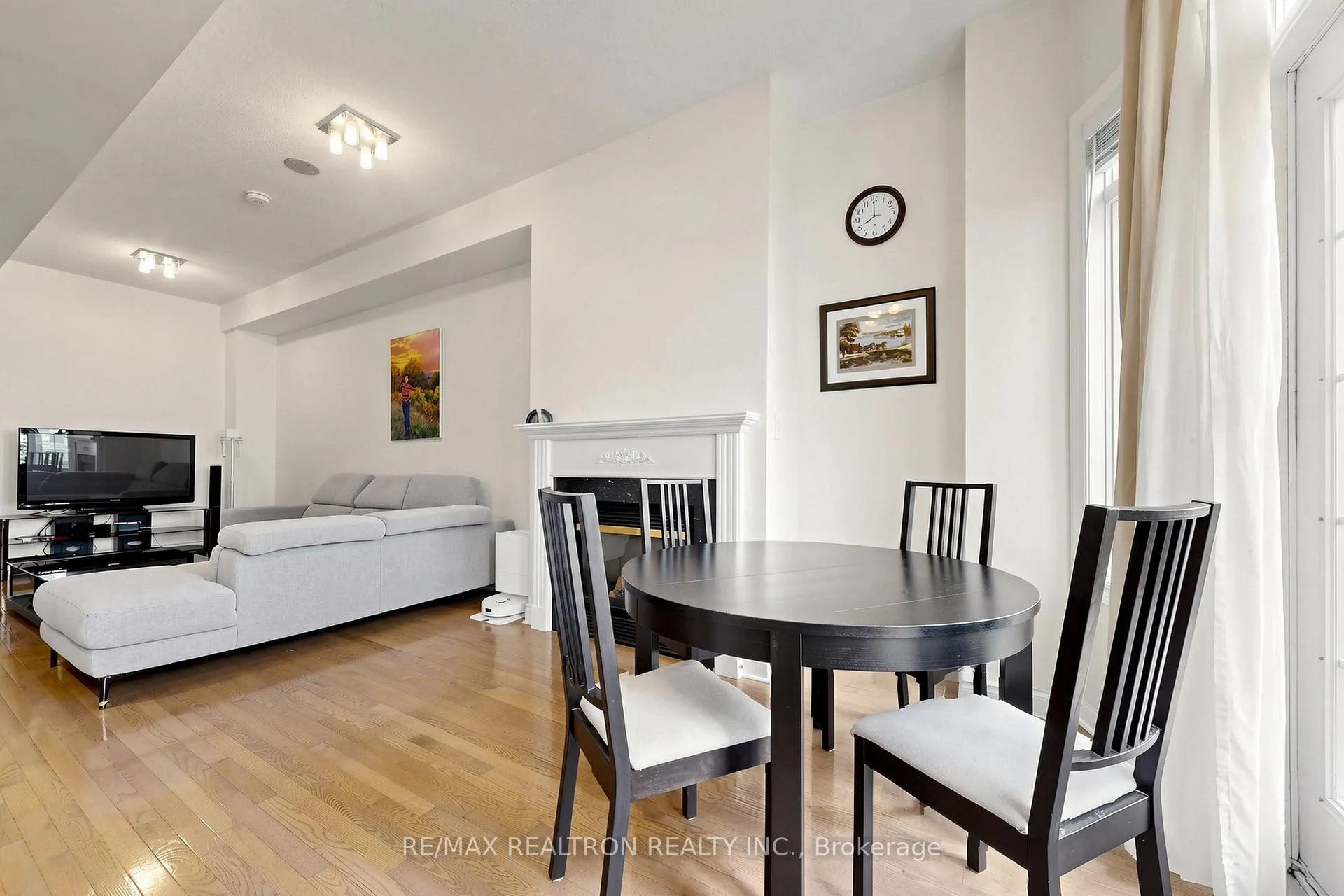Photo 22 of Unit Th16, 3 Rean Drive, North York, Bayview Village — HOMEH