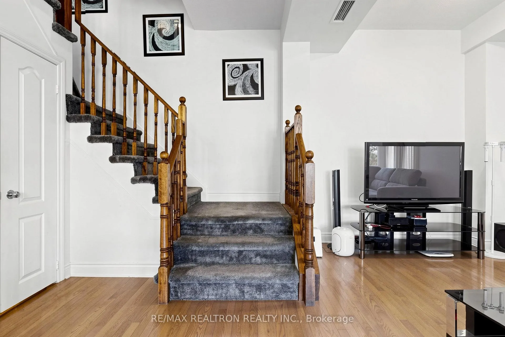 Photo 23 of Unit Th16, 3 Rean Drive, North York, Bayview Village — HOMEH