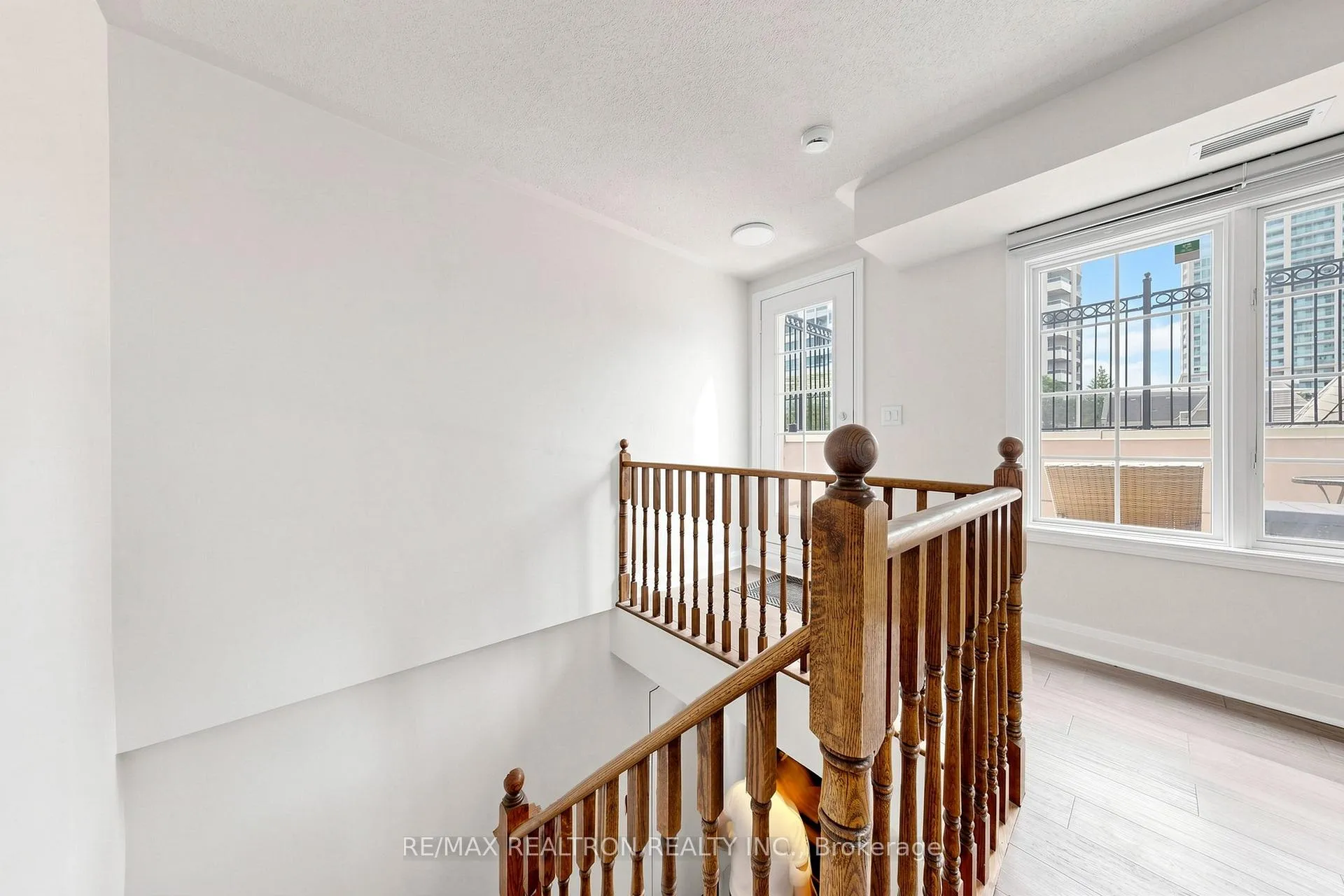Photo 25 of Unit Th16, 3 Rean Drive, North York, Bayview Village — HOMEH