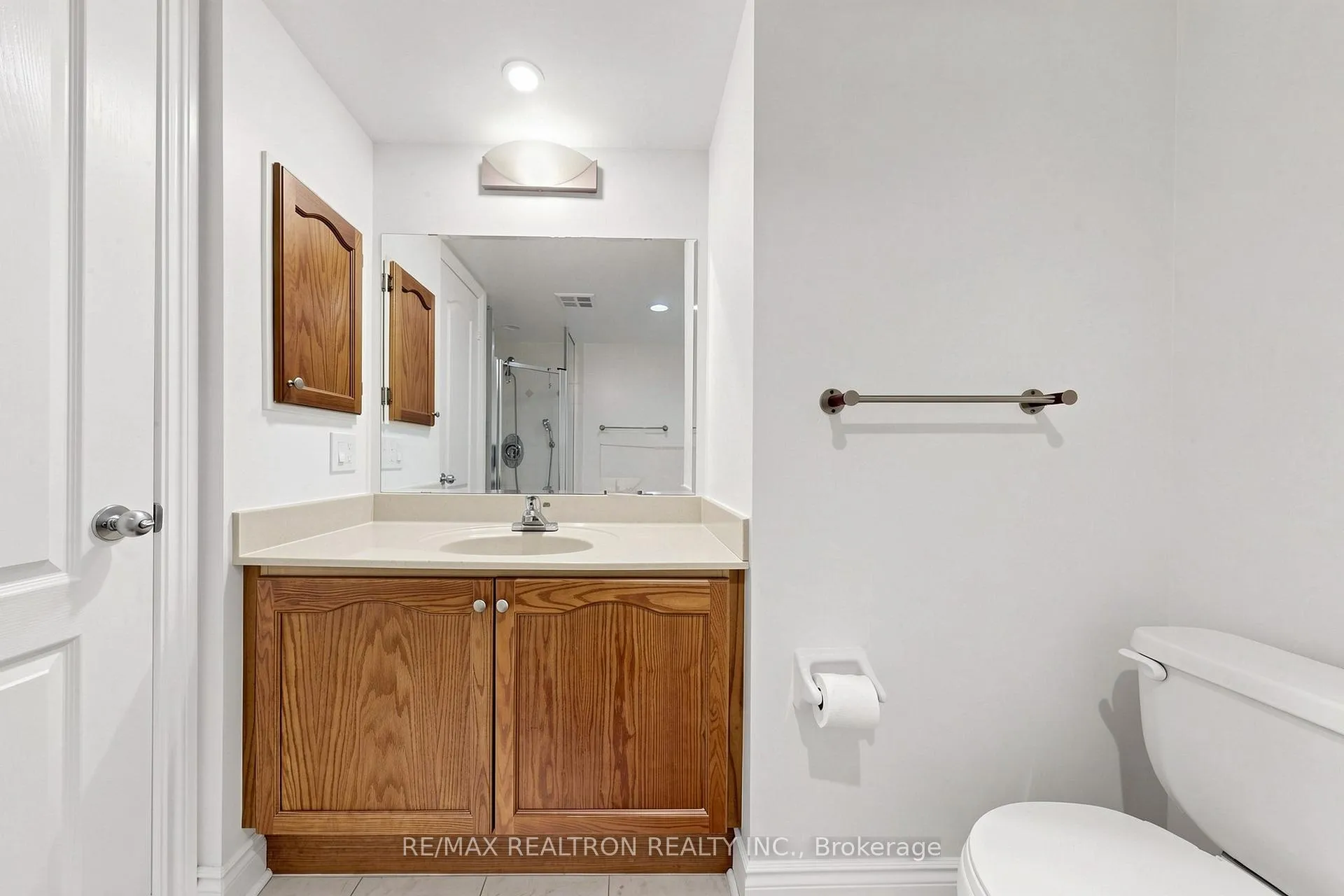 Photo 28 of Unit Th16, 3 Rean Drive, North York, Bayview Village — HOMEH