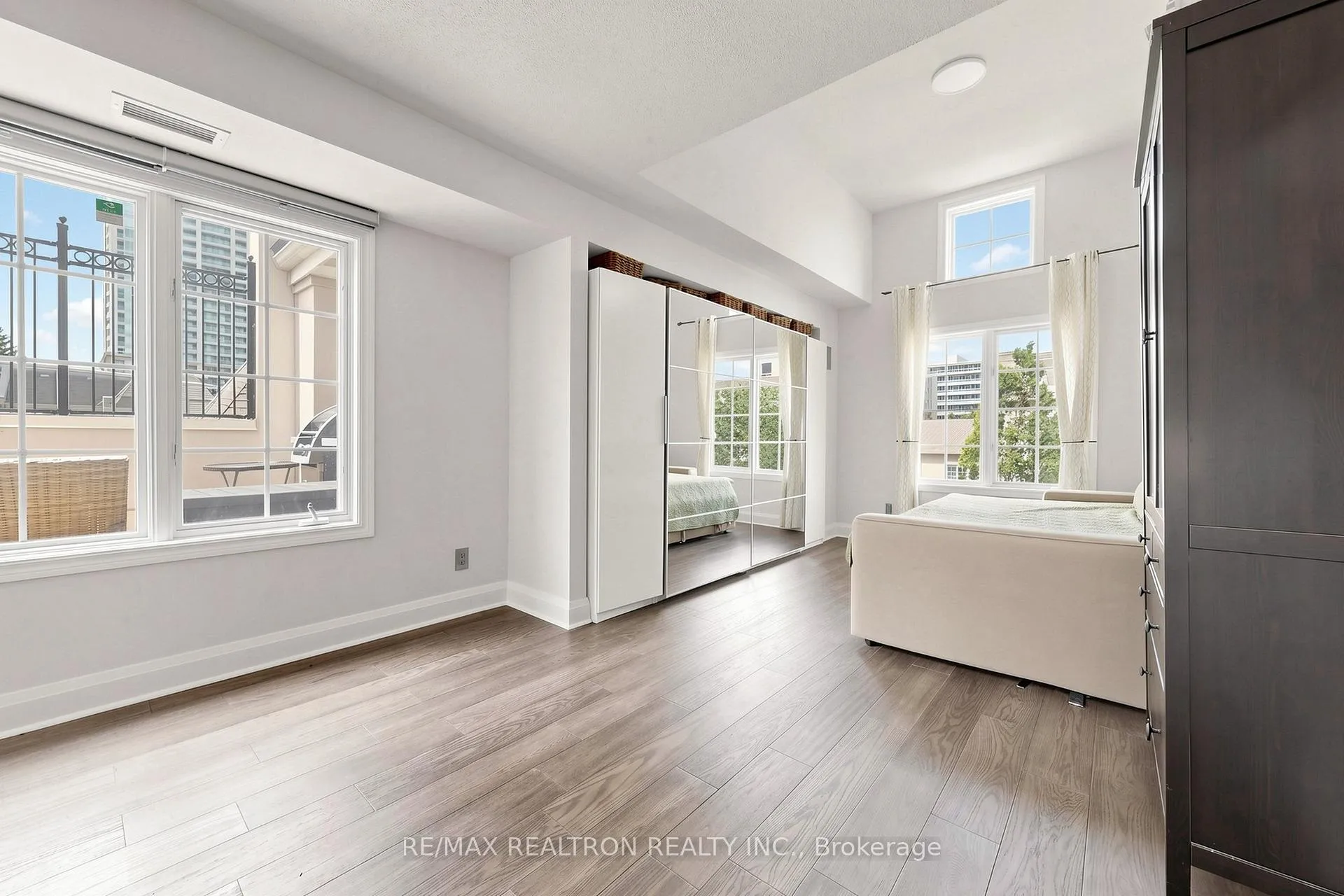 Photo 40 of Unit Th16, 3 Rean Drive, North York, Bayview Village — HOMEH