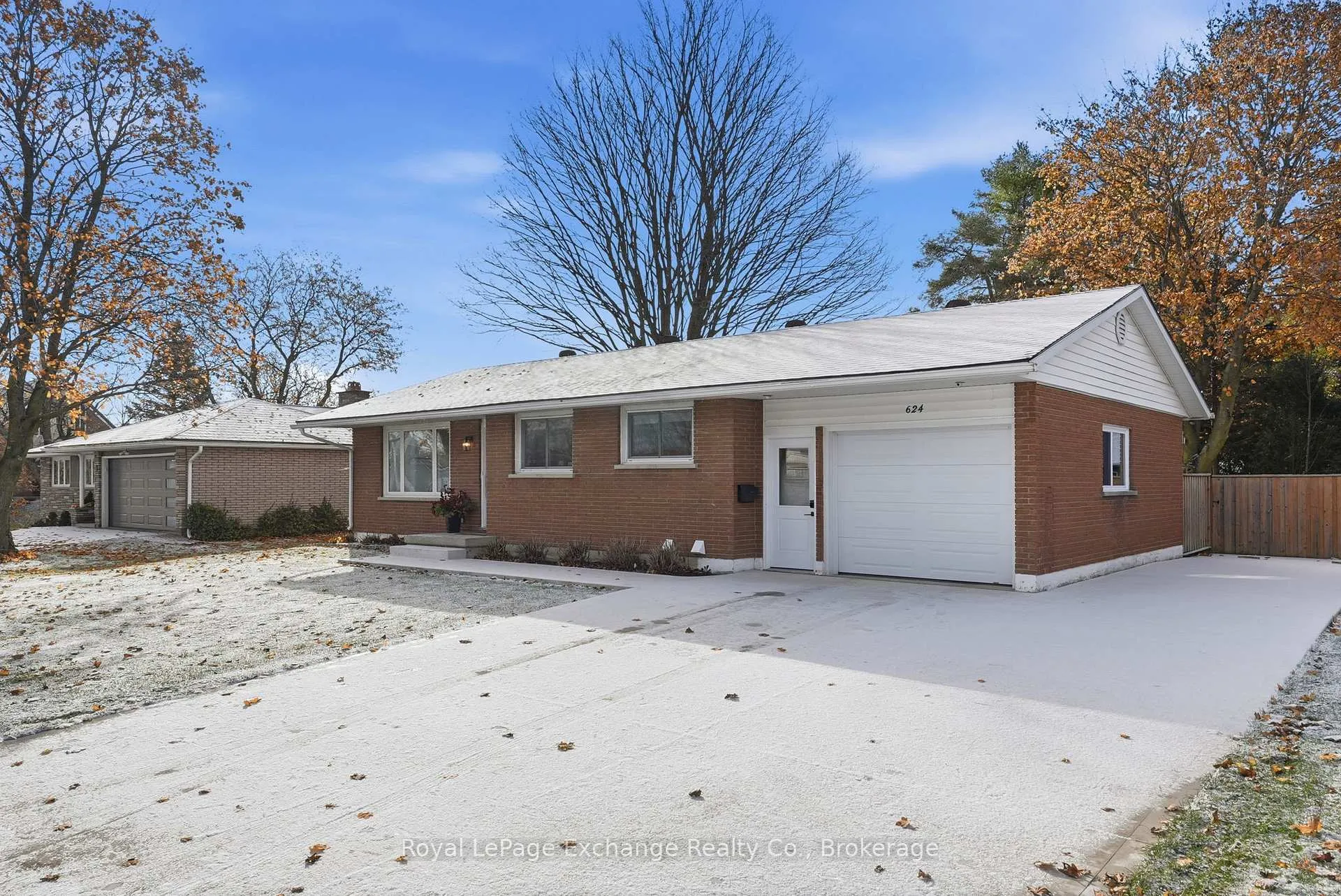 Photo 1 of 624 Cannning Street, Huron-Kinloss, Lucknow — HOMEH