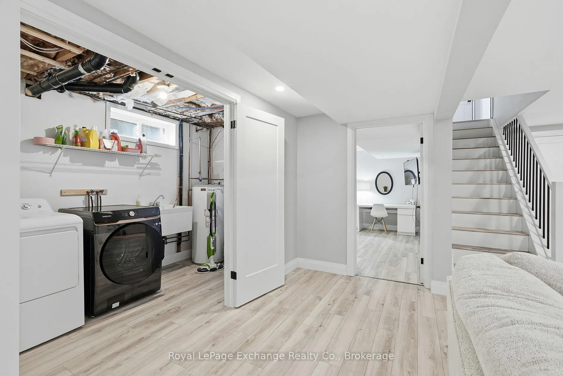 Photo 24 of 624 Cannning Street, Huron-Kinloss, Lucknow — HOMEH