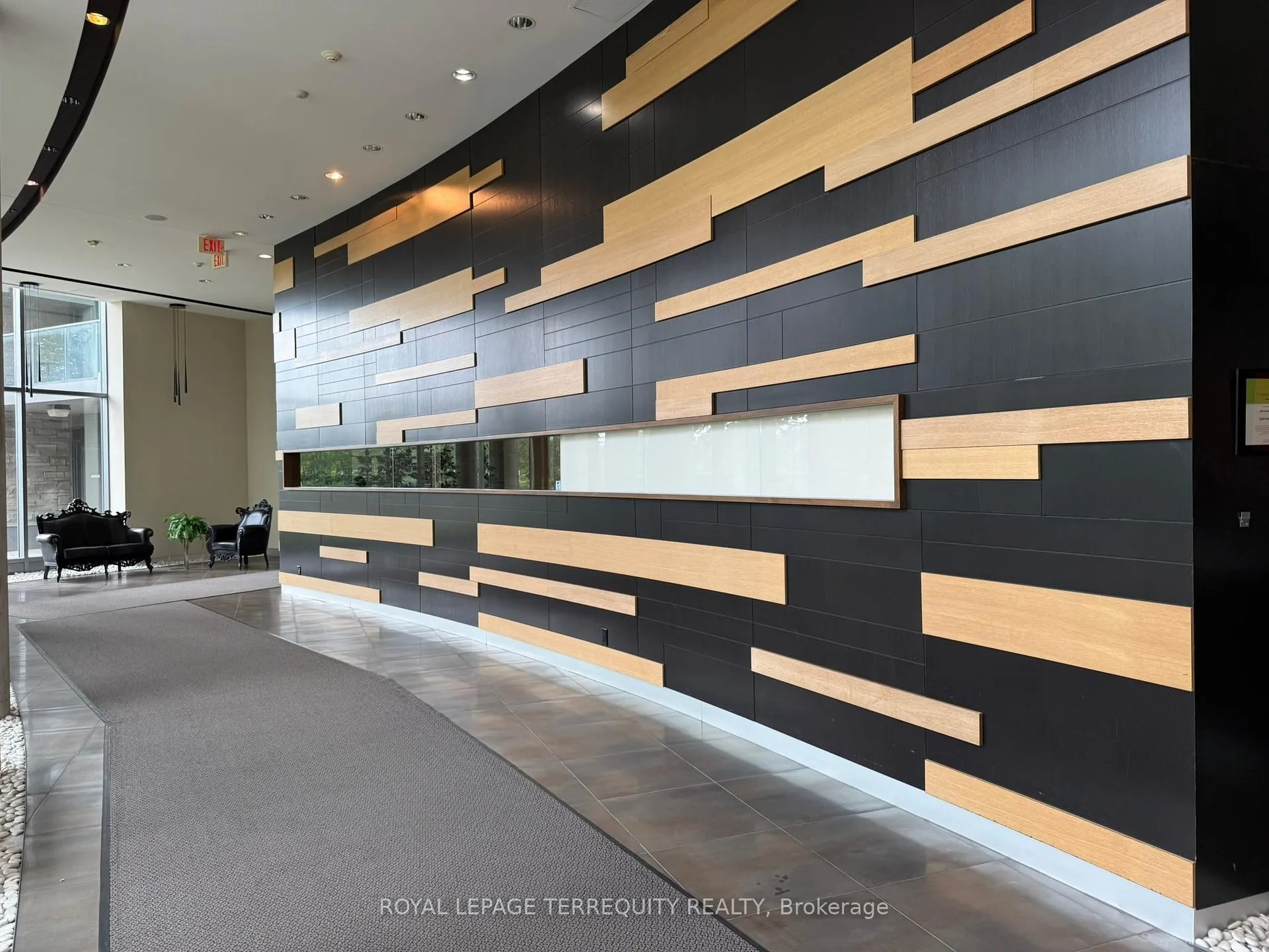 Photo 2 of Unit 709, 253 South Park Road, Markham, Commerce Valley — HOMEH
