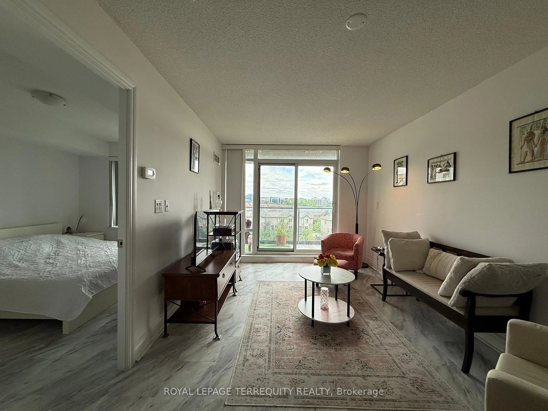 Photo 3 of Unit 709, 253 South Park Road, Markham, Commerce Valley — HOMEH