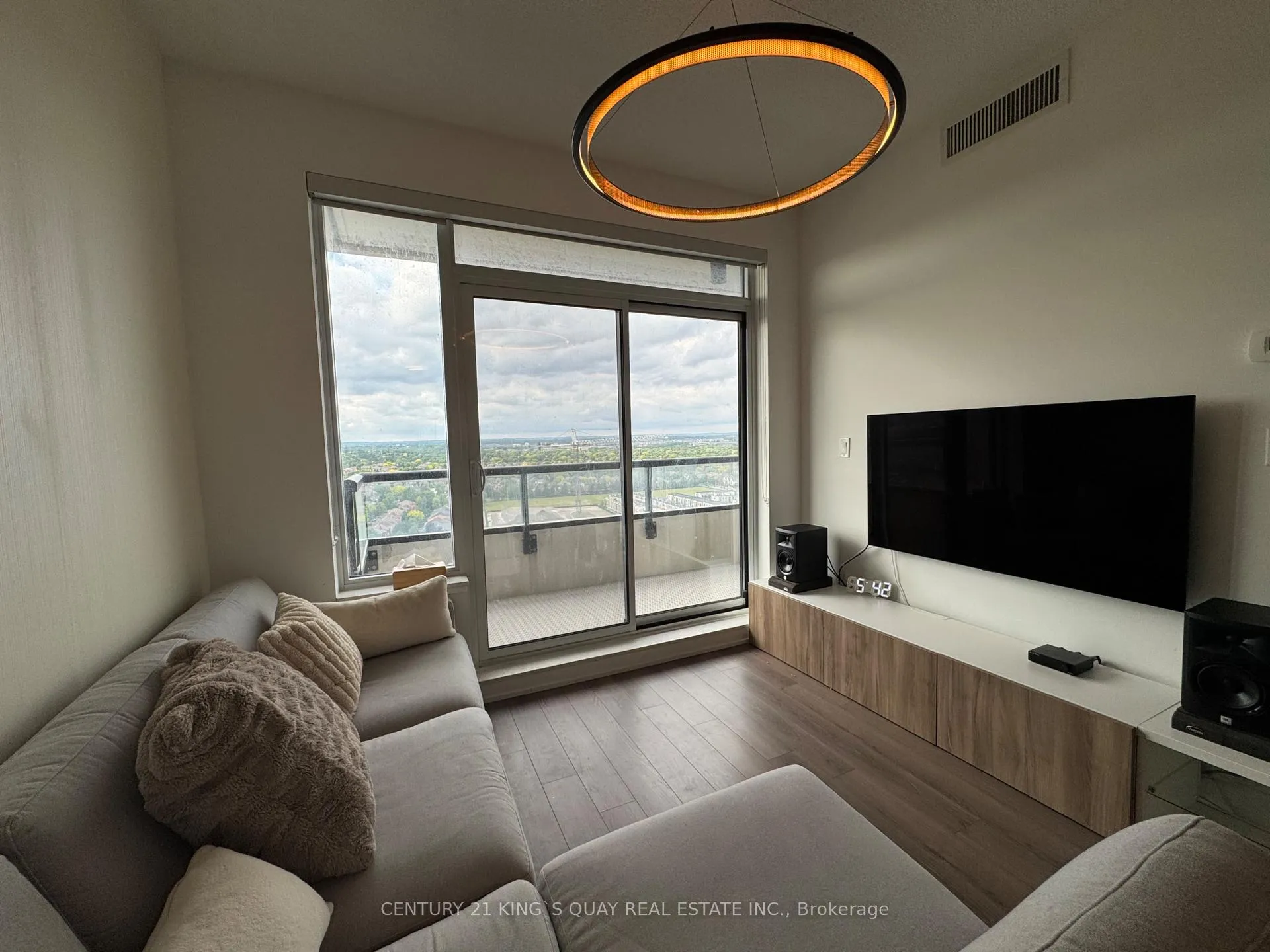 Photo 2 of Unit 2511, 15 Water Walk Drive, Markham, Unionville — HOMEH