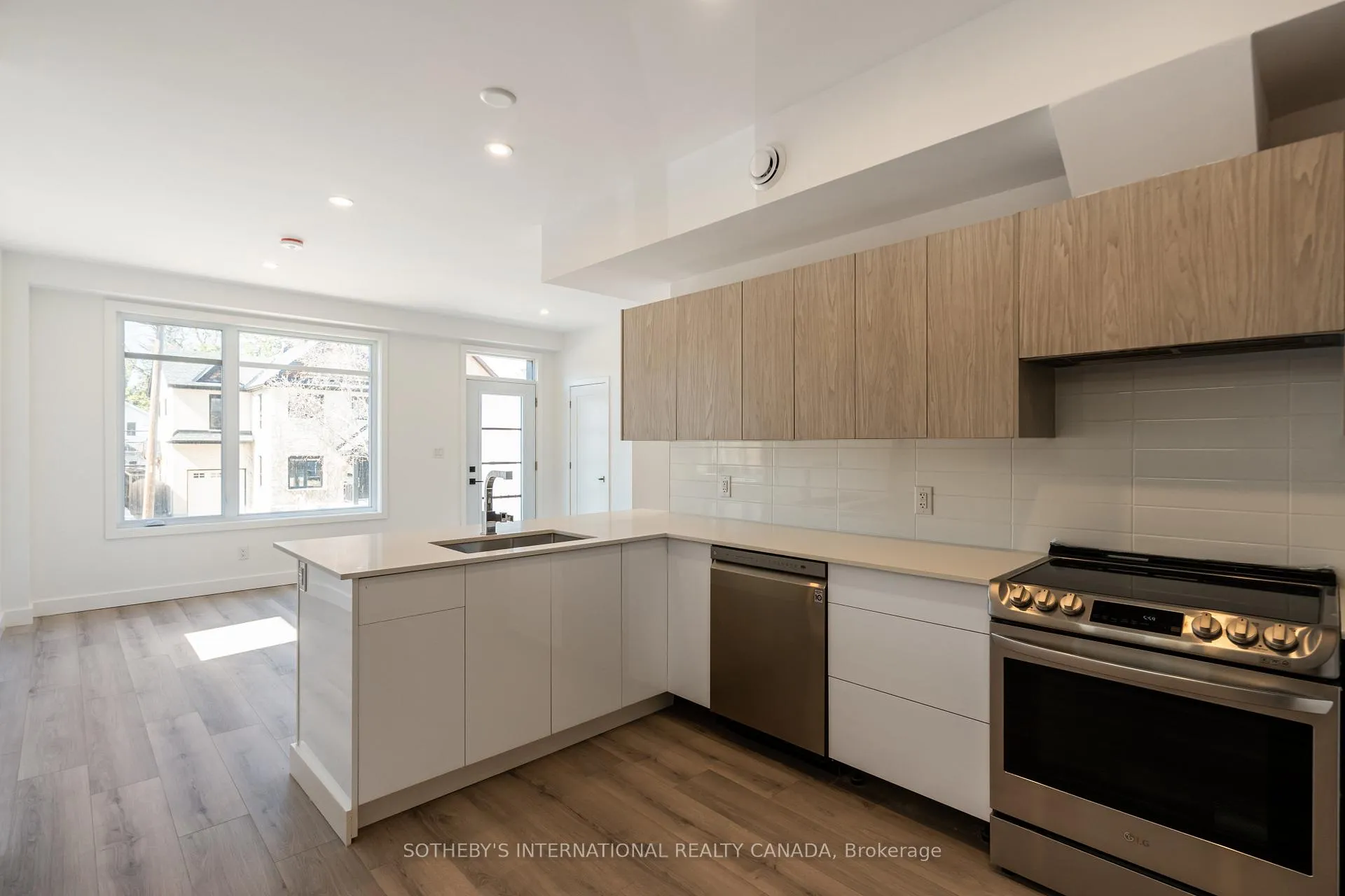 Photo 14 of 288 Duncairn Avenue, Ottawa, Westboro/Hampton Park — HOMEH