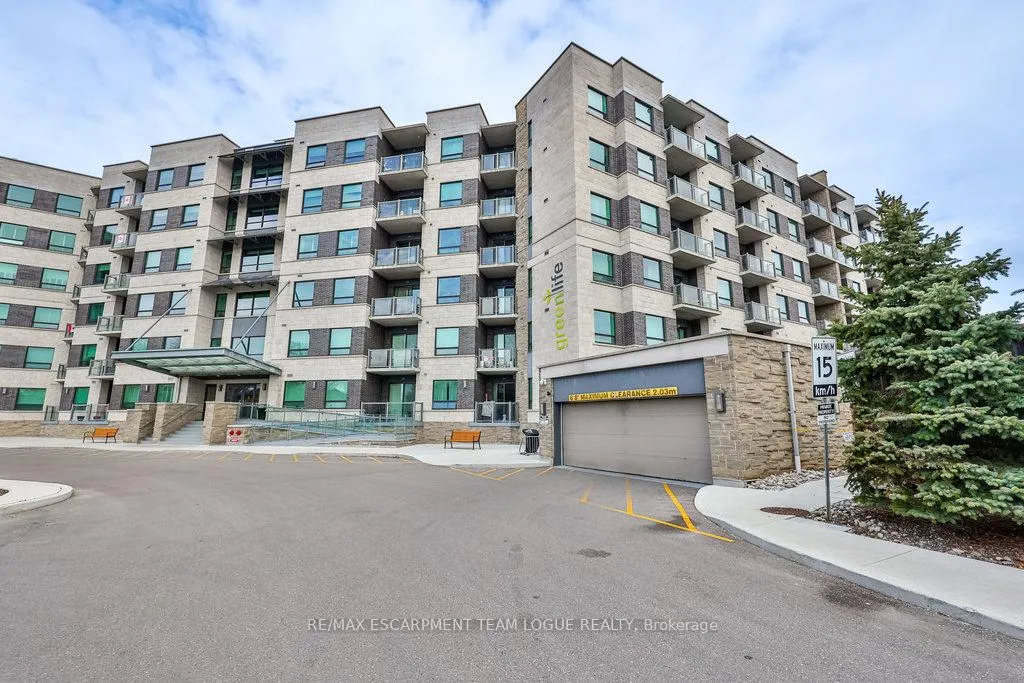 Photo 4 of Unit 223, 383 Main Street E, Milton, Old Milton — HOMEH