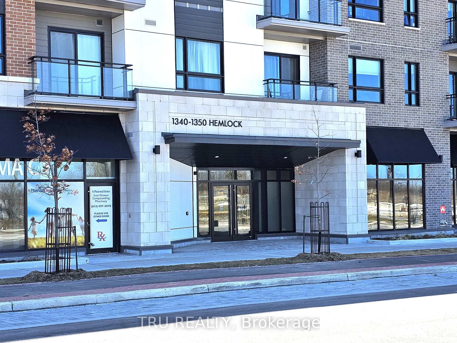 Photo 3 of Unit 212, 1350 Hemlock Road, Ottawa, CFB Rockcliffe and Area — HOMEH