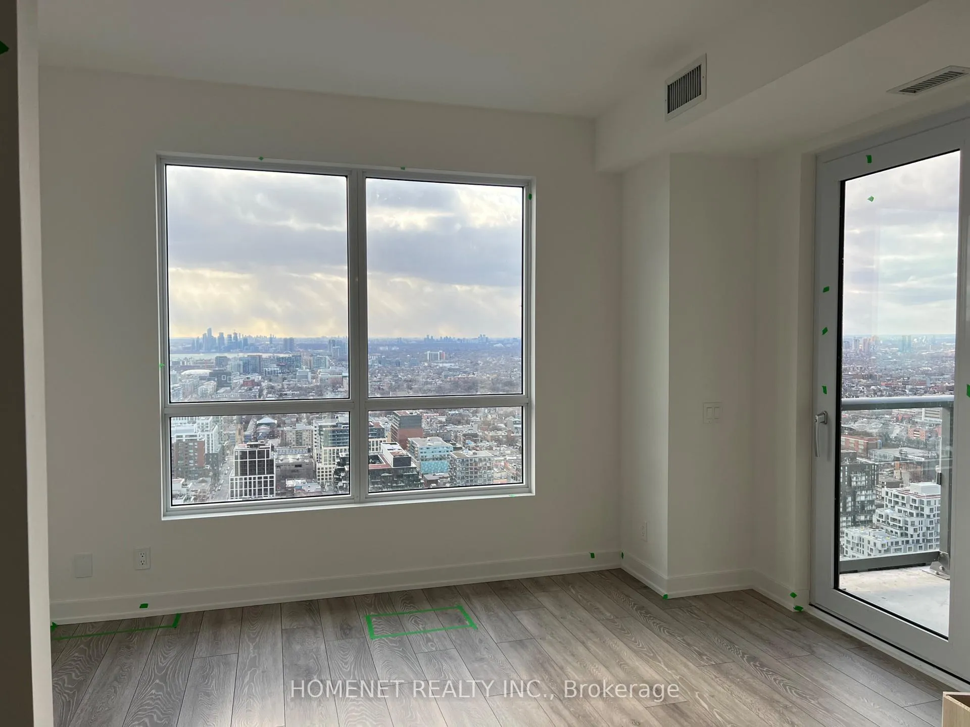 Photo 4 of Unit 4711, 108 Peter Street, Toronto, Waterfront Communities — HOMEH