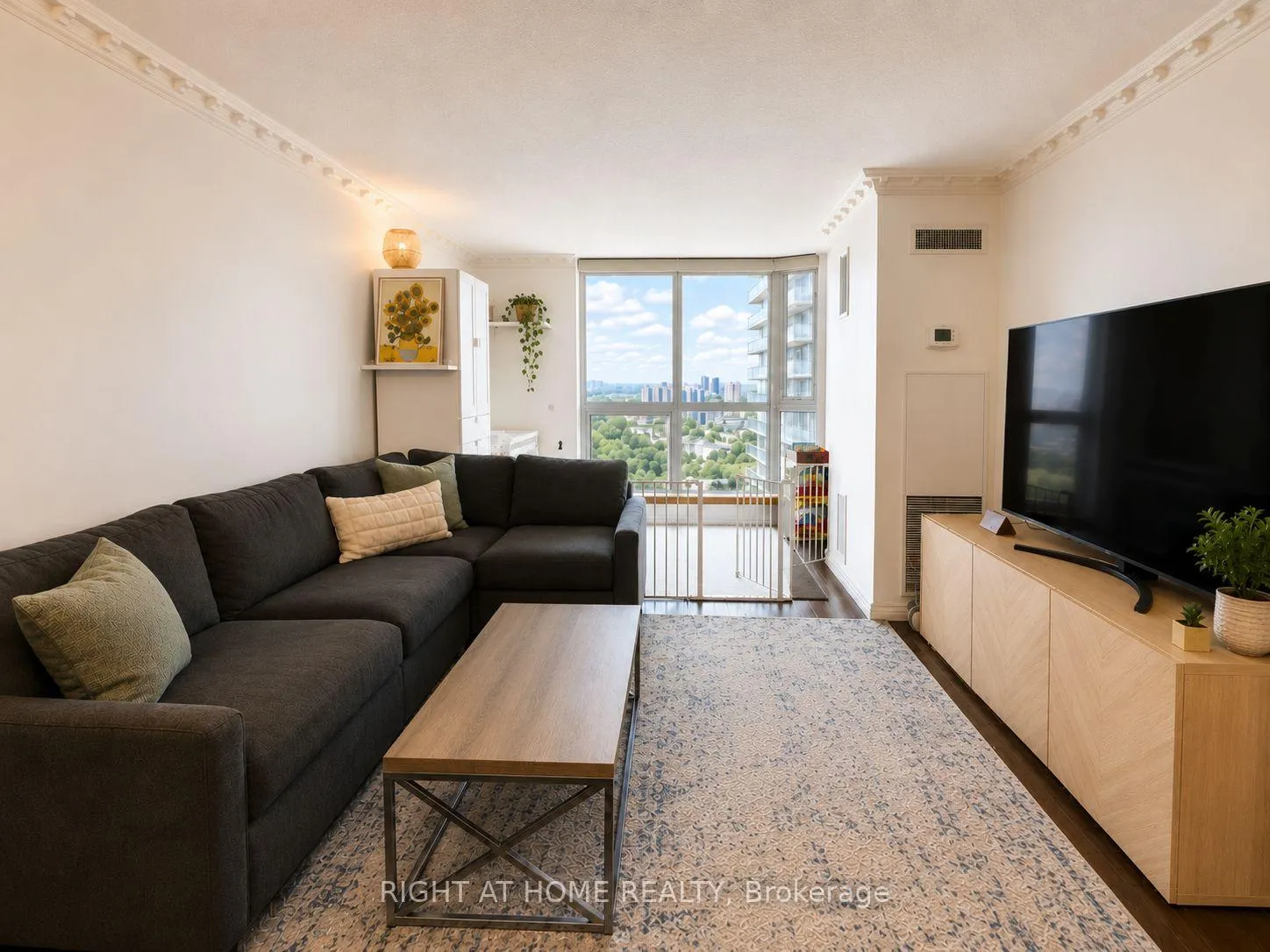 Photo 3 of Unit Ph12, 1055 Bay Street, Toronto, Bay Street Corridor — HOMEH