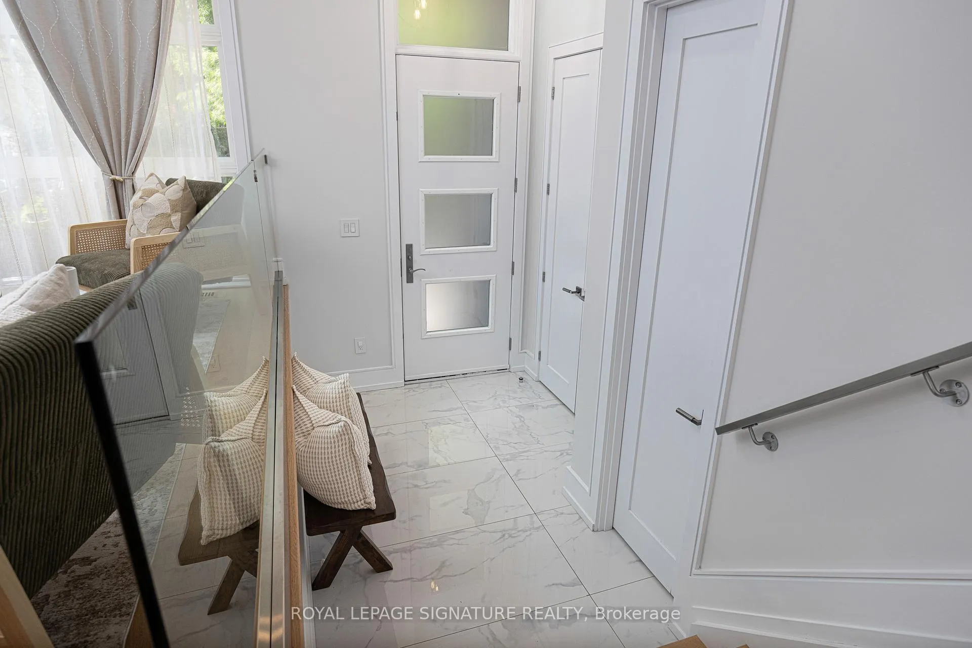 Photo 2 of 569 Craven Road, Toronto, Greenwood-Coxwell — HOMEH