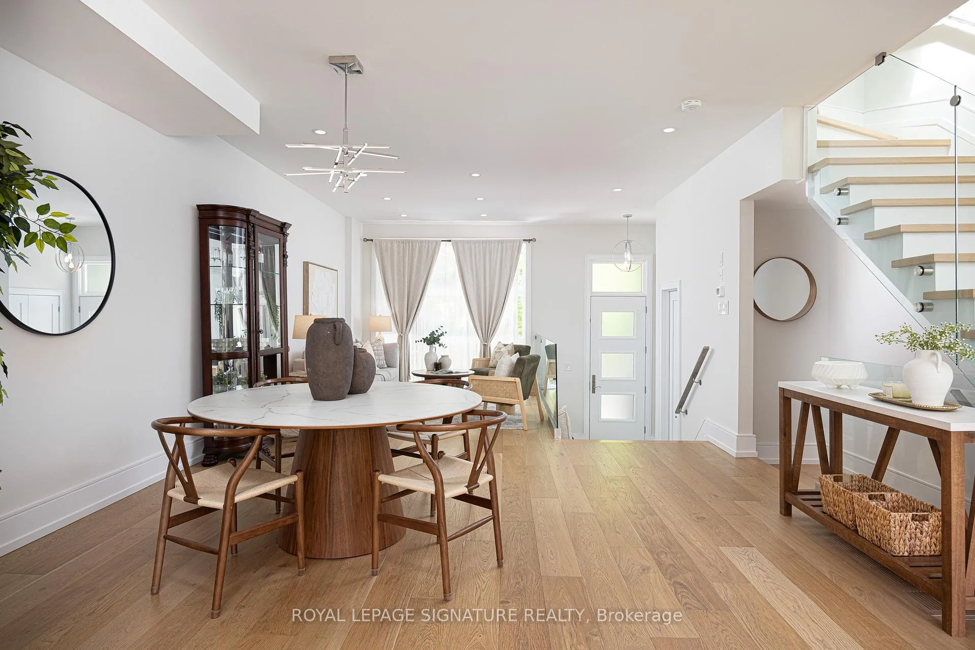Photo 5 of 569 Craven Road, Toronto, Greenwood-Coxwell — HOMEH