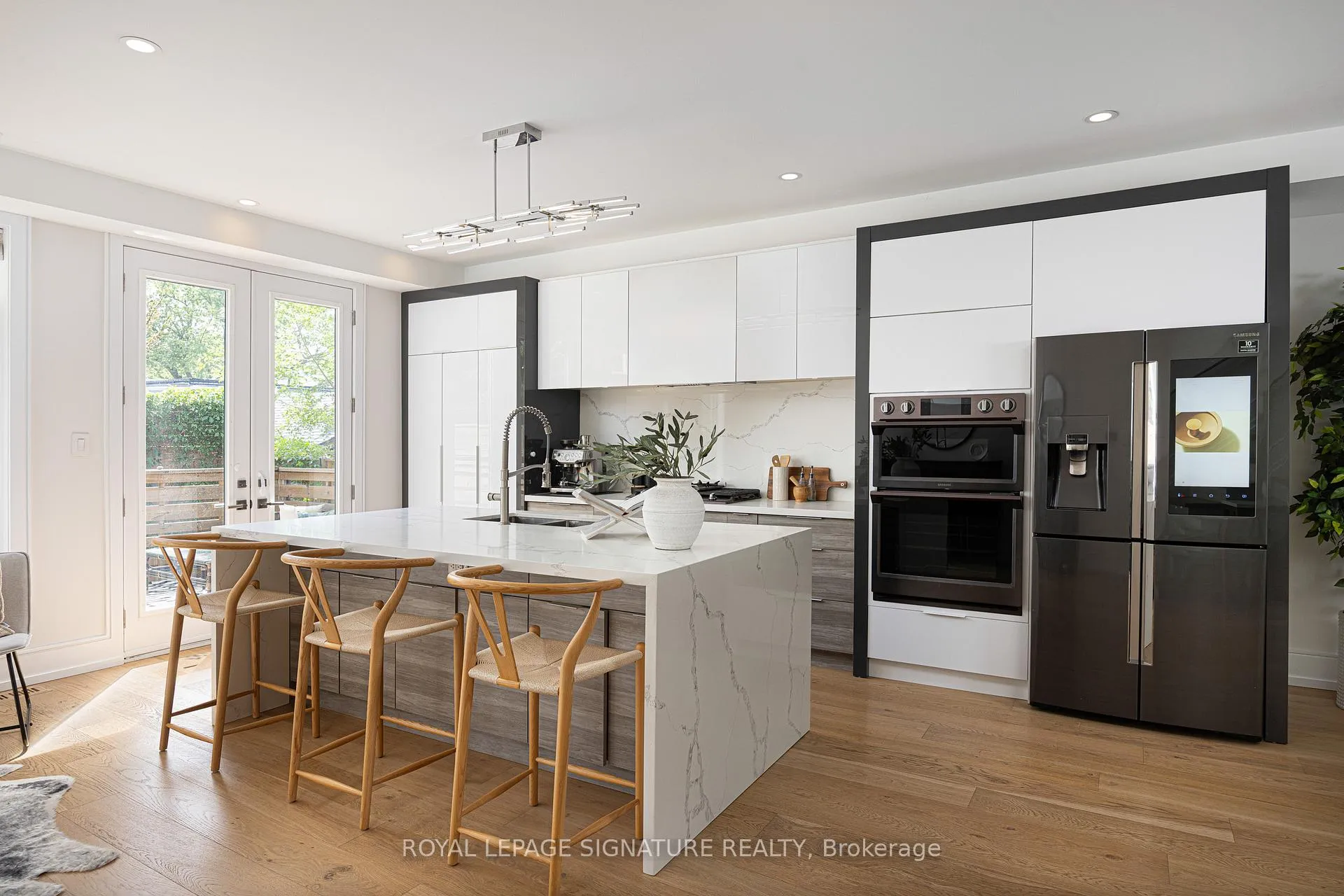 Photo 11 of 569 Craven Road, Toronto, Greenwood-Coxwell — HOMEH