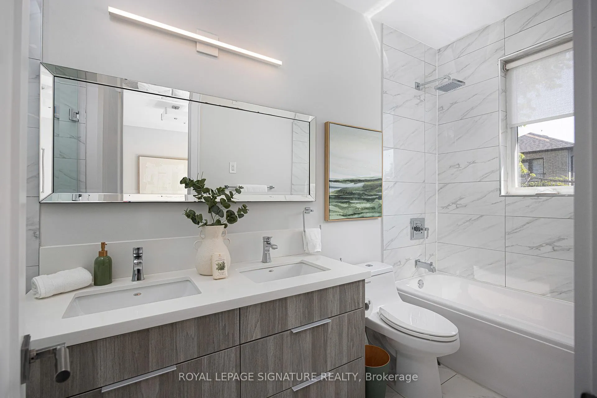 Photo 17 of 569 Craven Road, Toronto, Greenwood-Coxwell — HOMEH