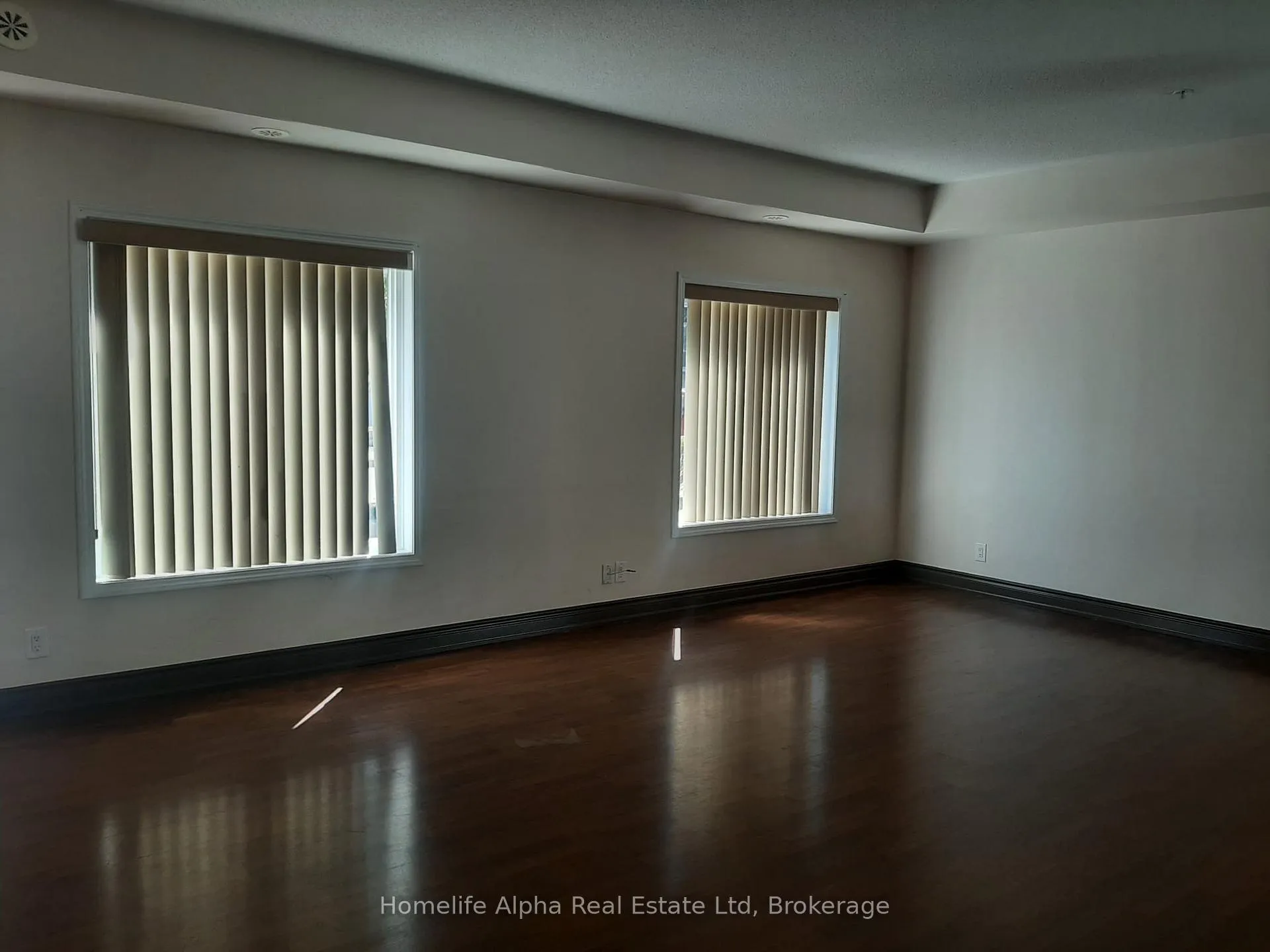 Photo 1 of Unit 104, 35 Richgrove Drive W, Etobicoke, Willowridge-Martingrove-Richview — HOMEH
