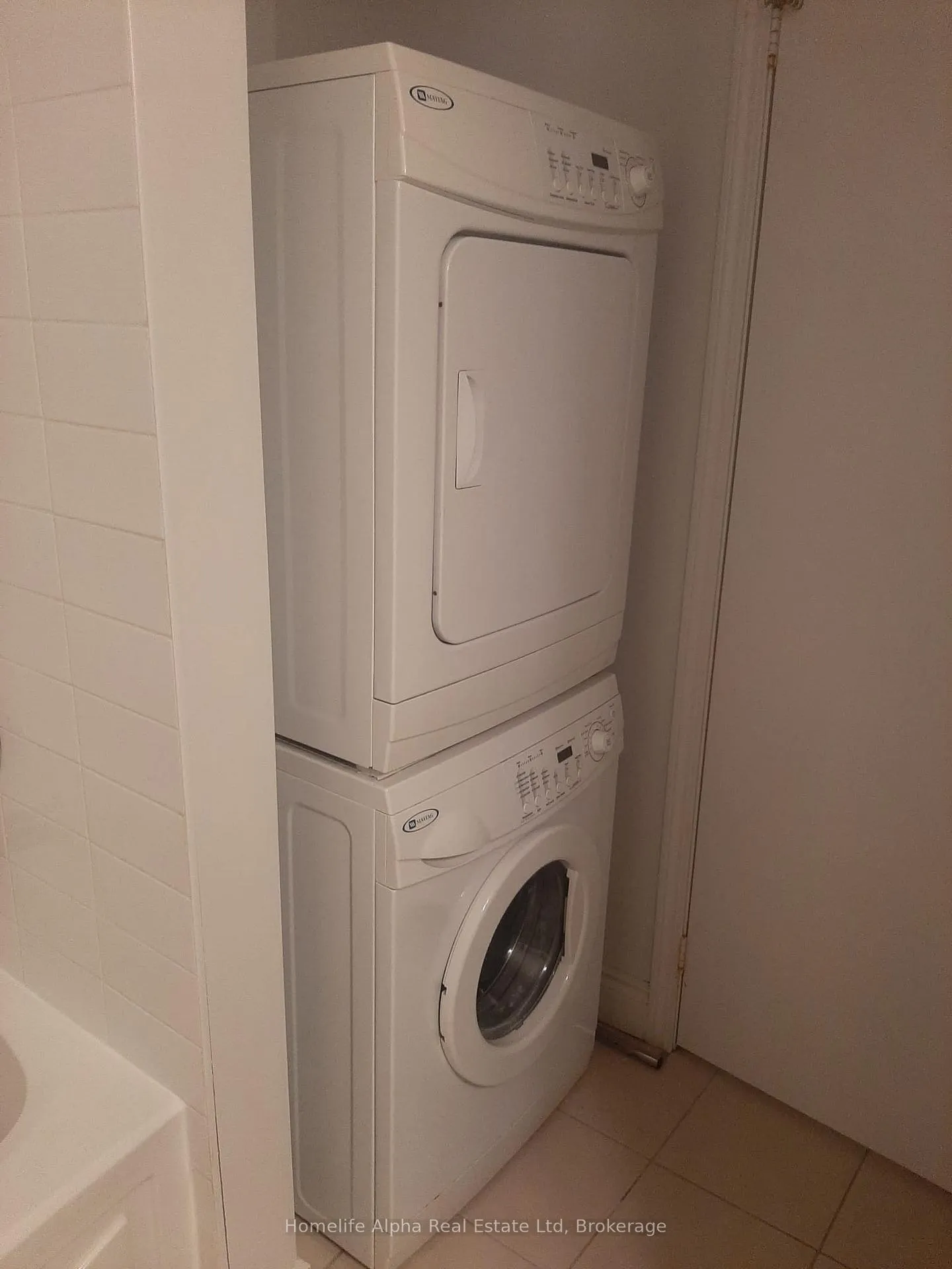 Photo 7 of Unit 104, 35 Richgrove Drive W, Etobicoke, Willowridge-Martingrove-Richview — HOMEH