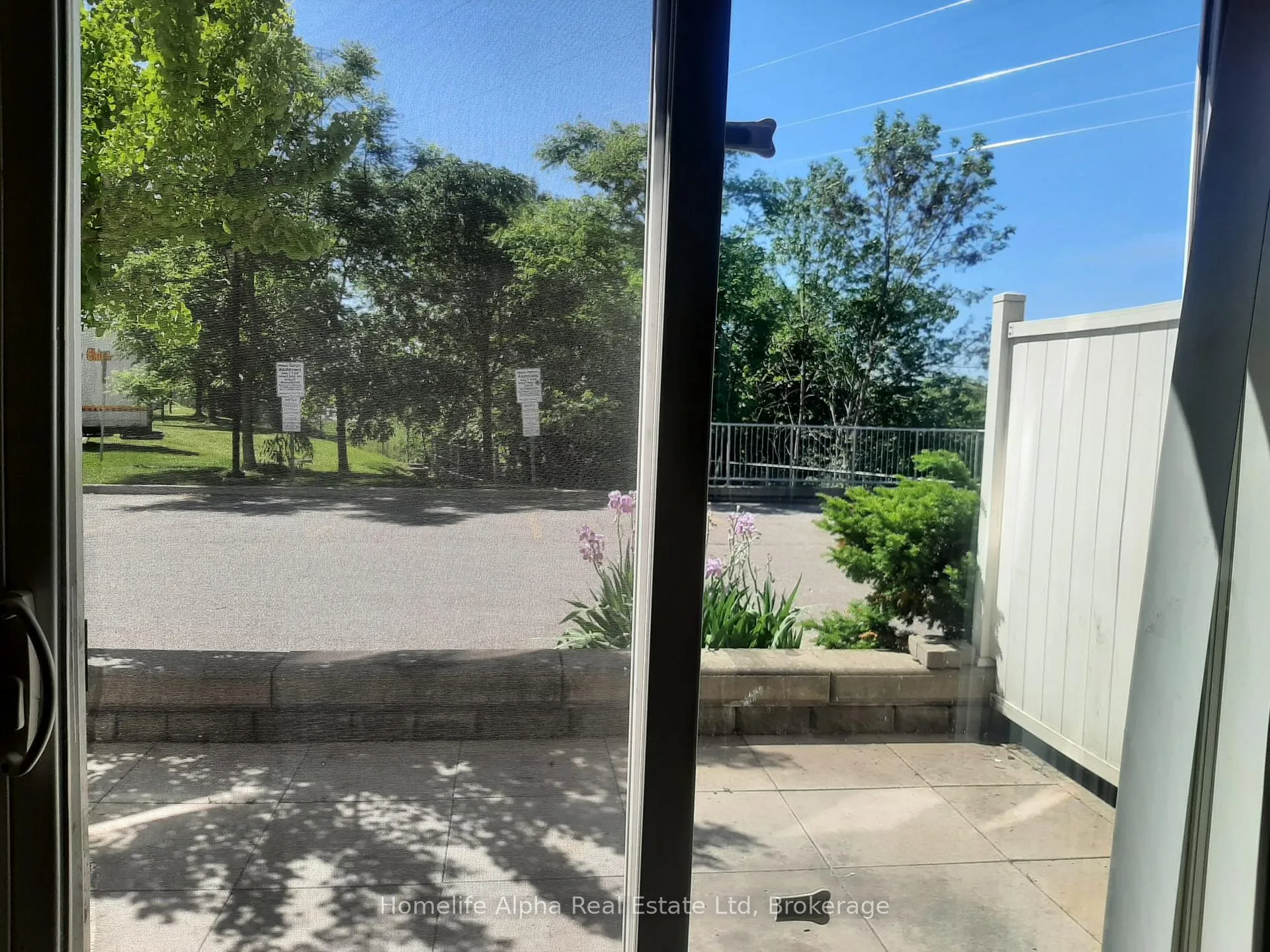 Photo 9 of Unit 104, 35 Richgrove Drive W, Etobicoke, Willowridge-Martingrove-Richview — HOMEH