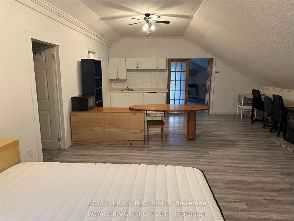 Photo 15 of 6 Pearl Ann Drive, St. Catharines, Glendale/Glenridge — HOMEH