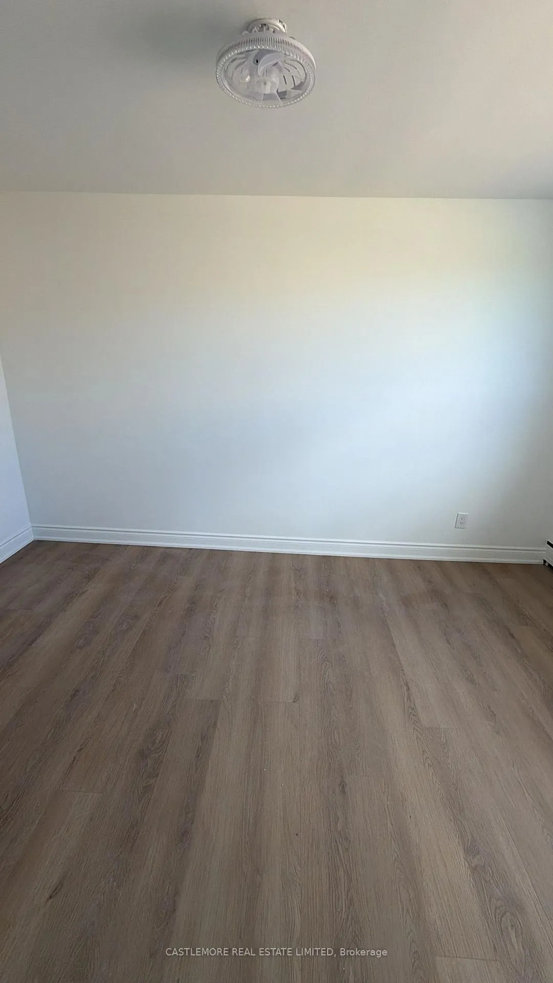 Photo 4 of Unit 4, 9 Allenby Avenue, Etobicoke, Elms-Old Rexdale — HOMEH