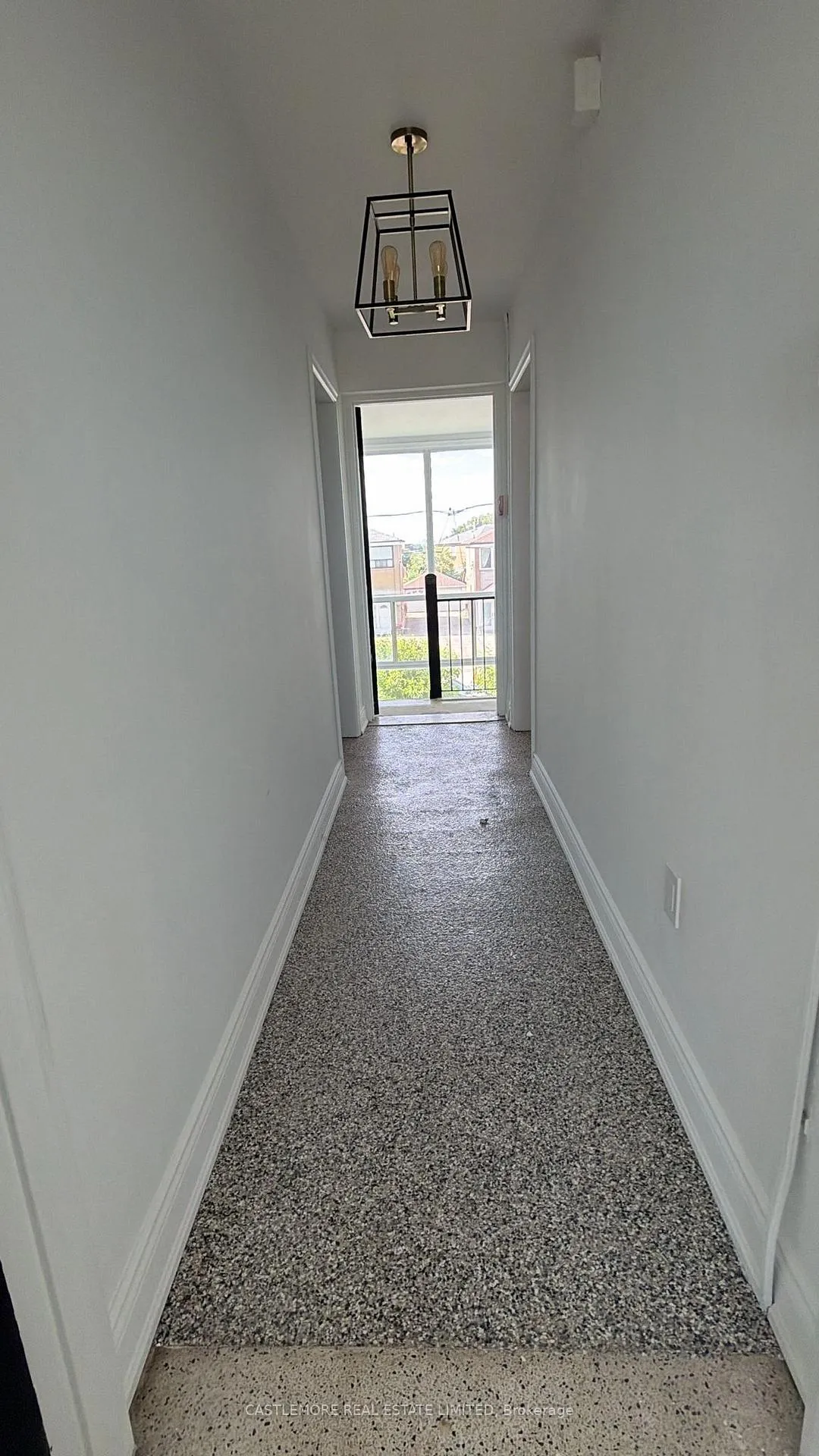 Photo 8 of Unit 4, 9 Allenby Avenue, Etobicoke, Elms-Old Rexdale — HOMEH