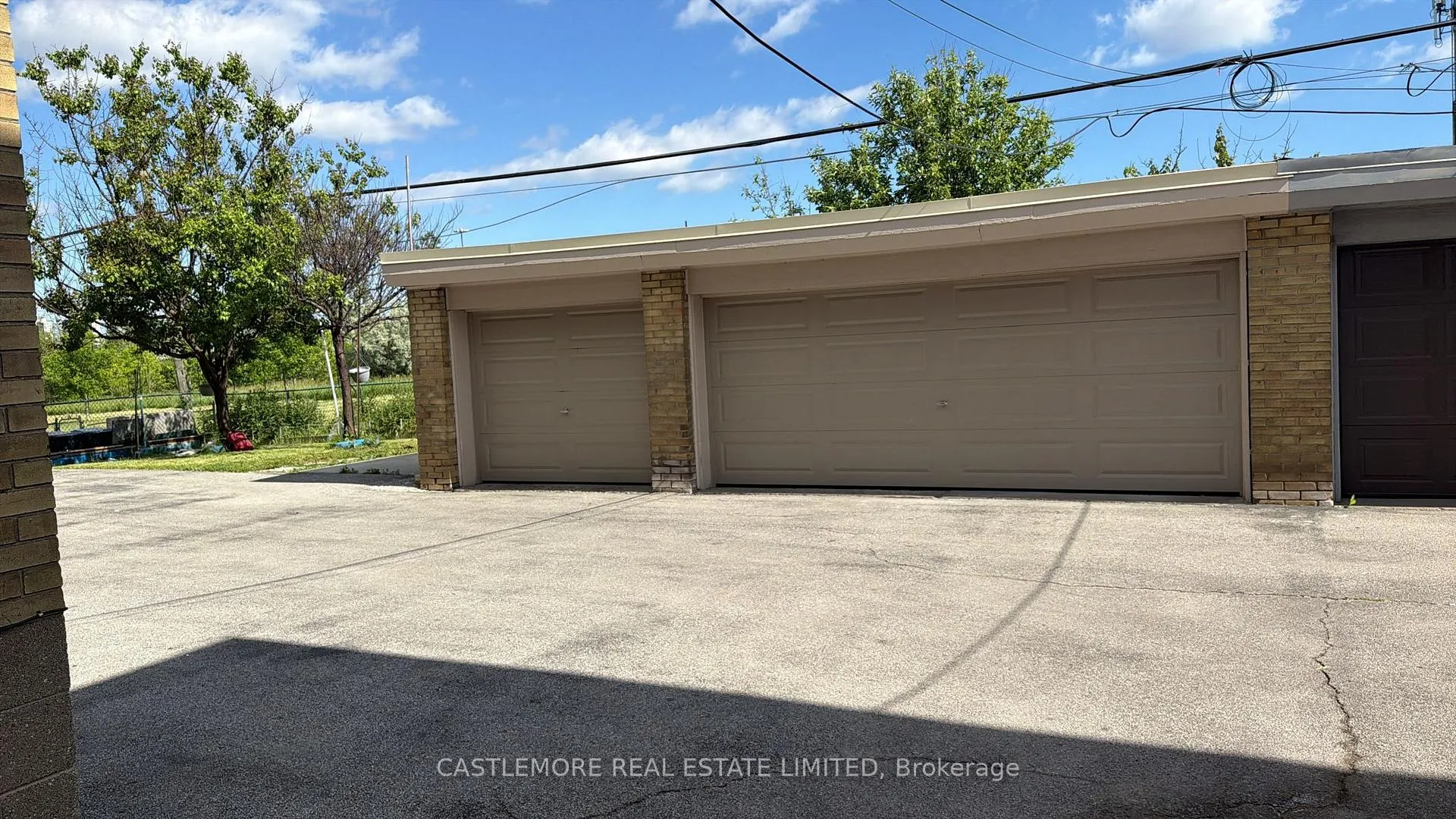 Photo 9 of Unit 4, 9 Allenby Avenue, Etobicoke, Elms-Old Rexdale — HOMEH