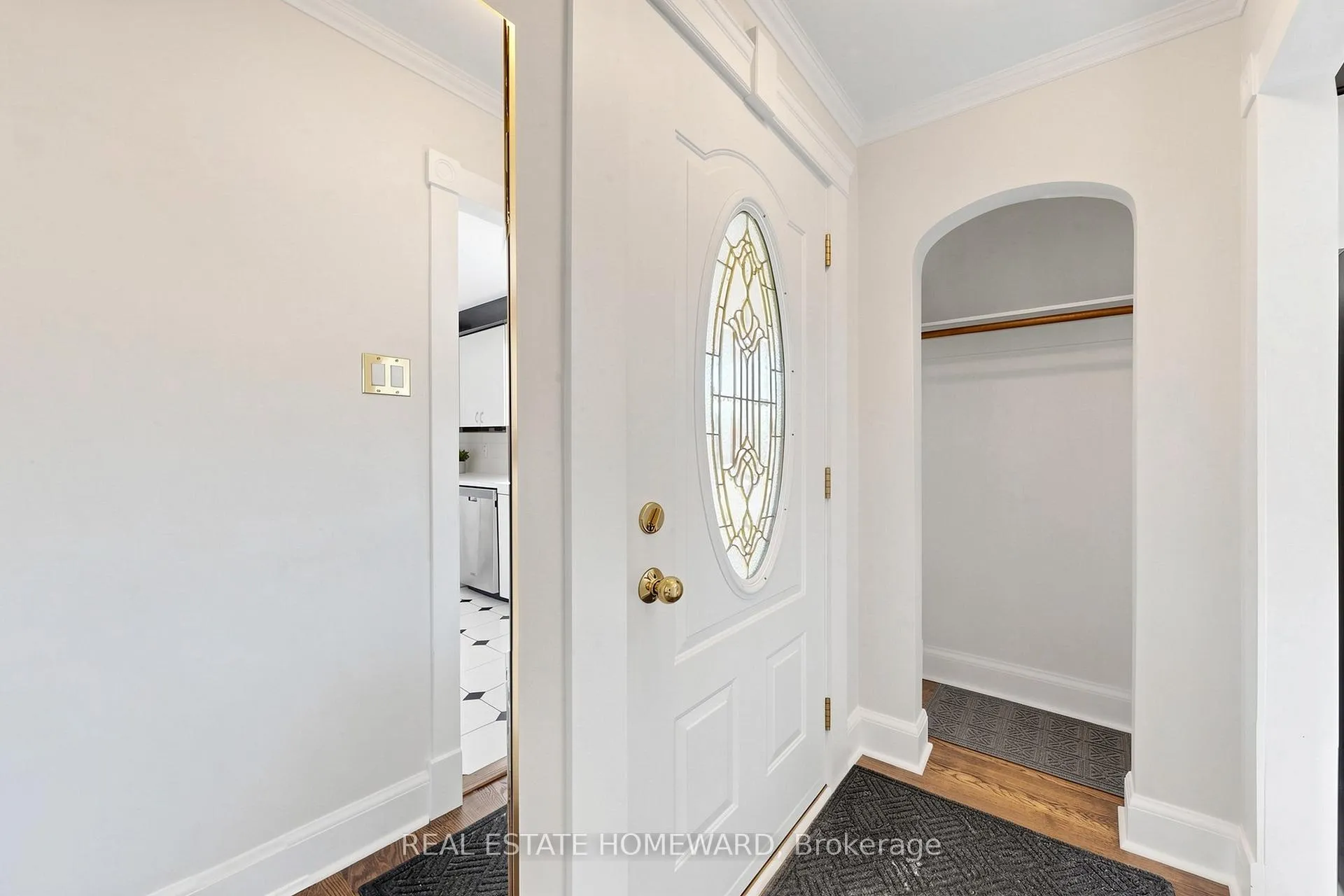 Photo 8 of 40 Donora Drive, Toronto, Crescent Town — HOMEH