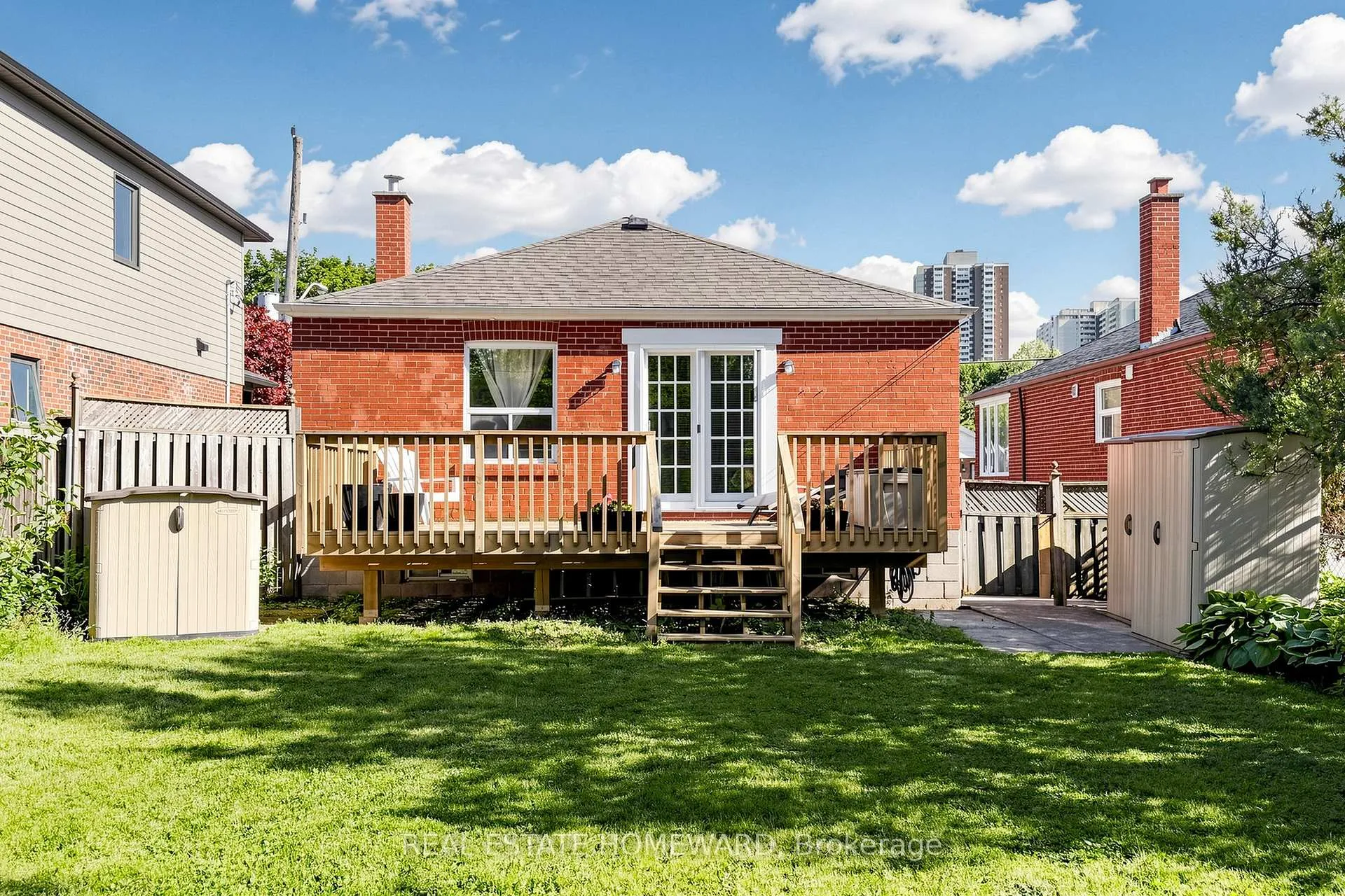 Photo 22 of 40 Donora Drive, Toronto, Crescent Town — HOMEH
