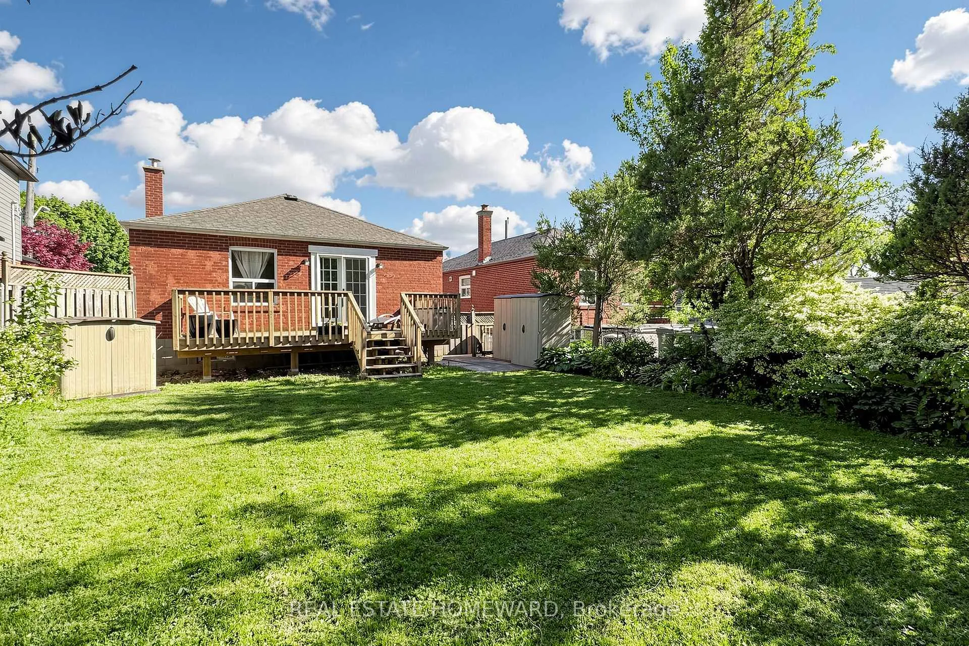 Photo 25 of 40 Donora Drive, Toronto, Crescent Town — HOMEH