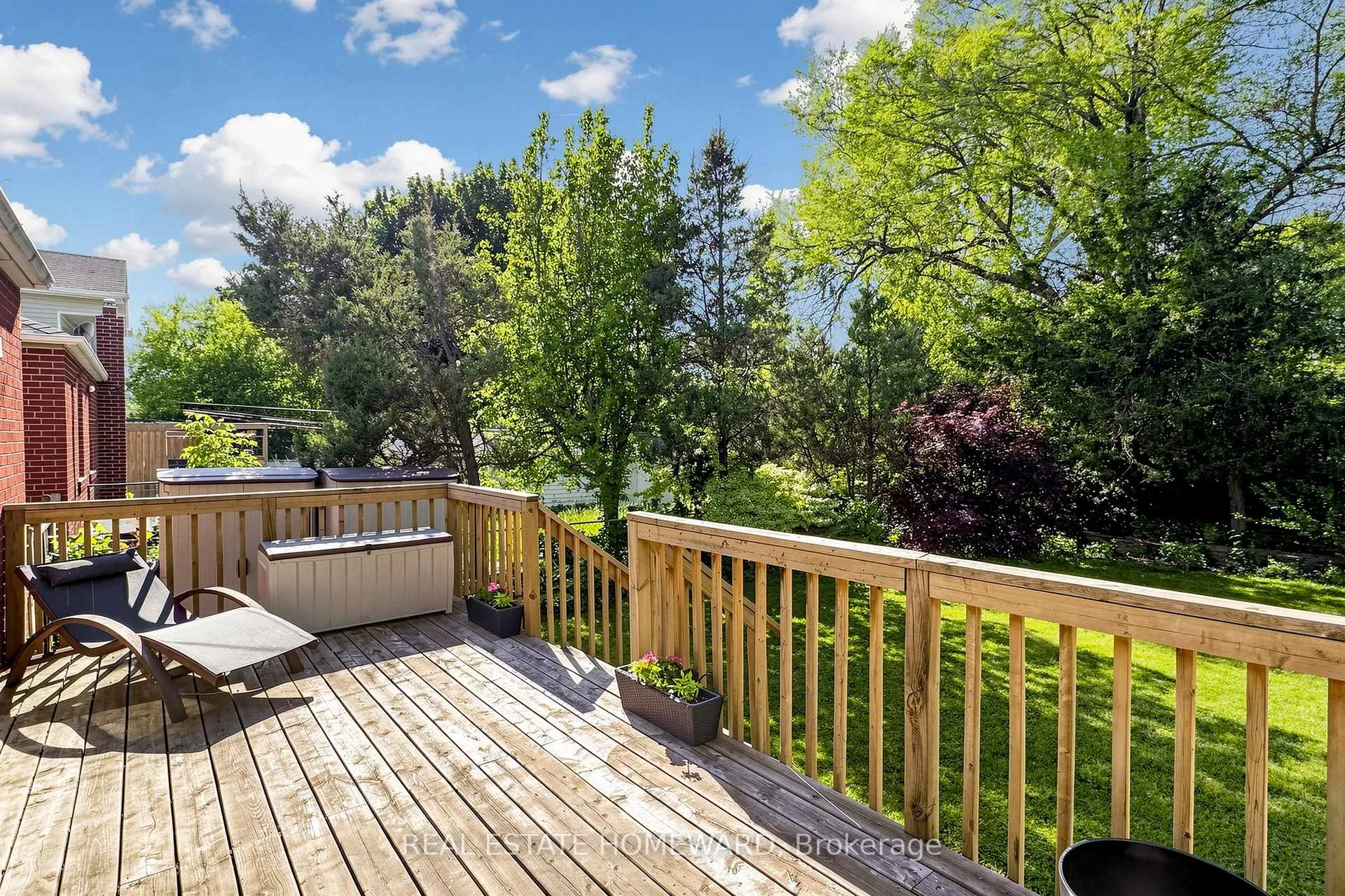 Photo 28 of 40 Donora Drive, Toronto, Crescent Town — HOMEH