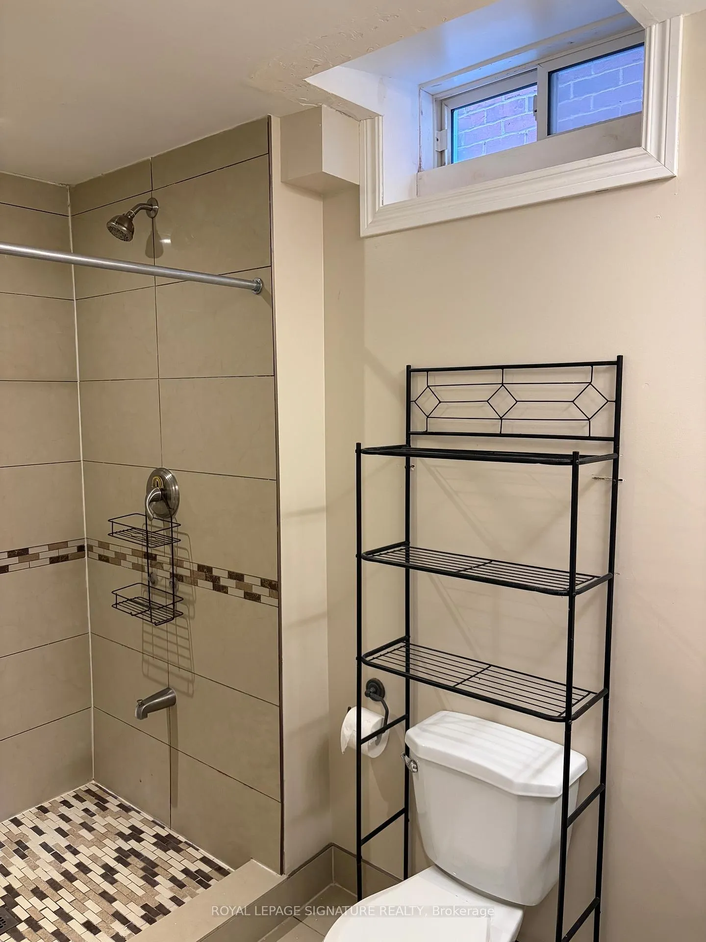 Photo 3 of Unit Basement, 1264 Sim Place, Milton, Beaty — HOMEH
