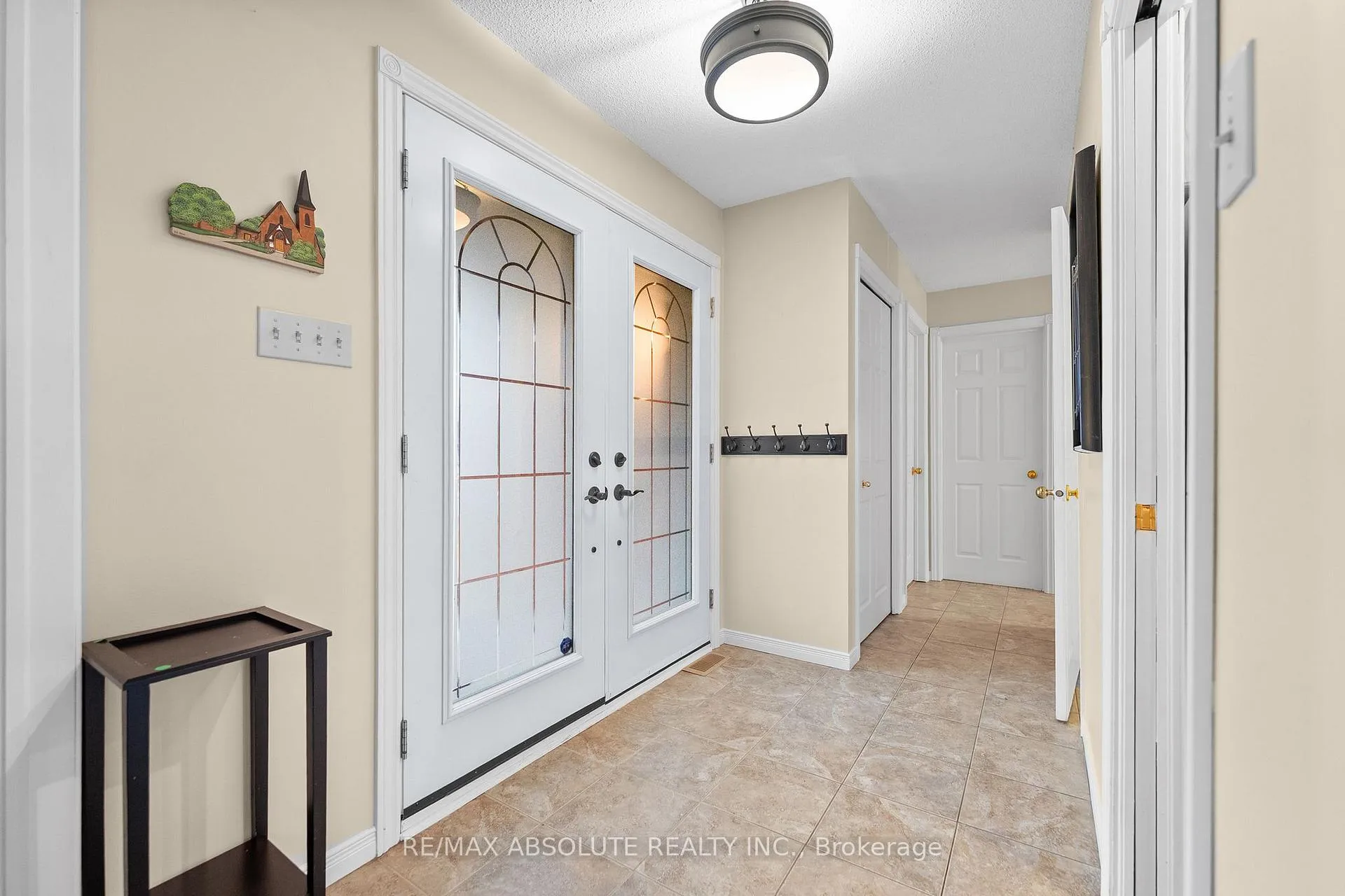 Photo 4 of 284 Harrington Street, Arnprior — HOMEH