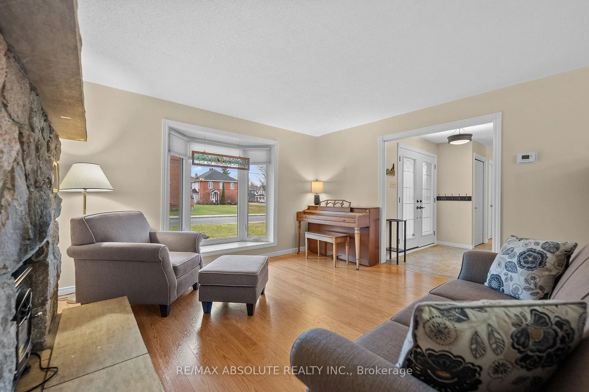 Photo 8 of 284 Harrington Street, Arnprior — HOMEH
