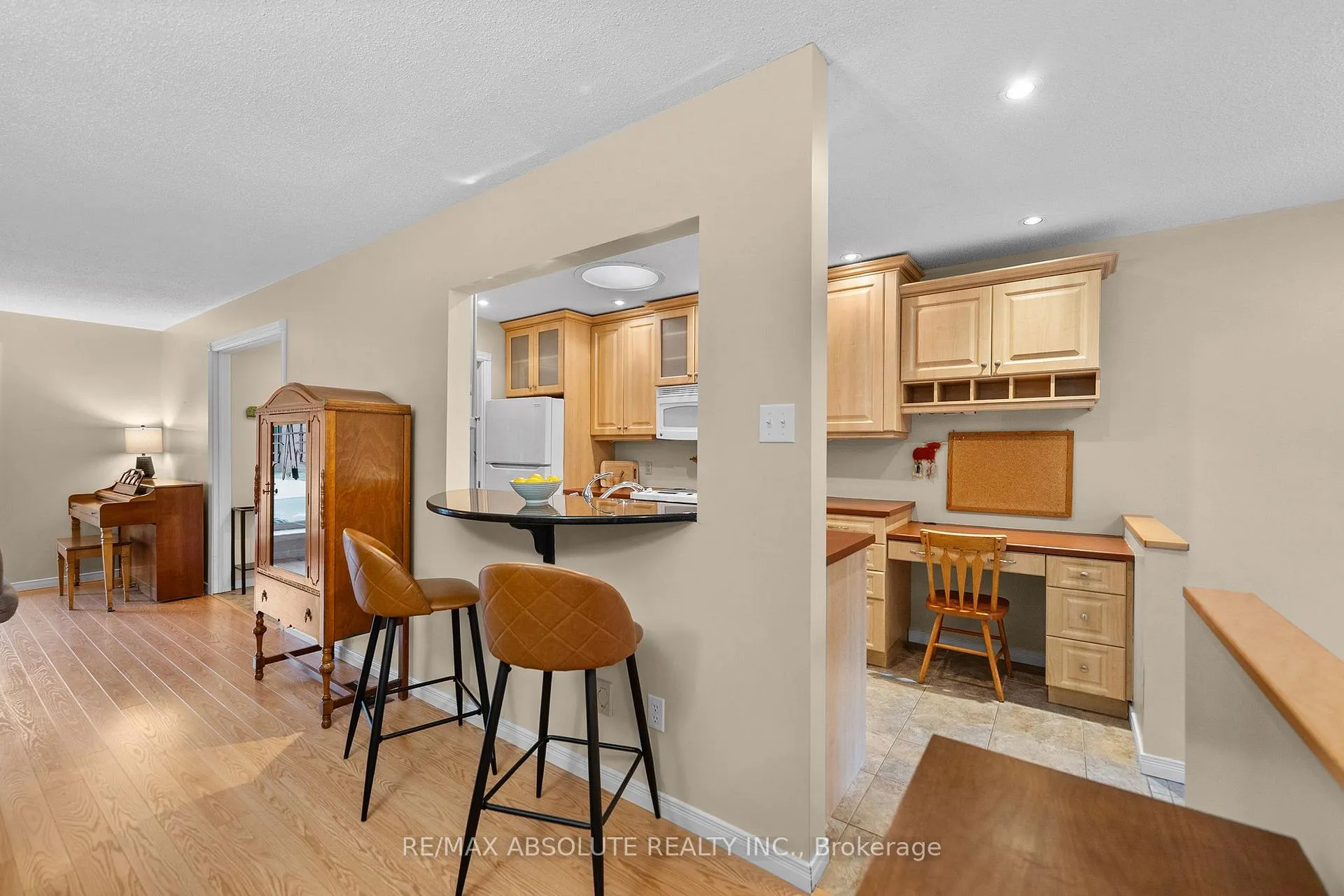 Photo 12 of 284 Harrington Street, Arnprior — HOMEH