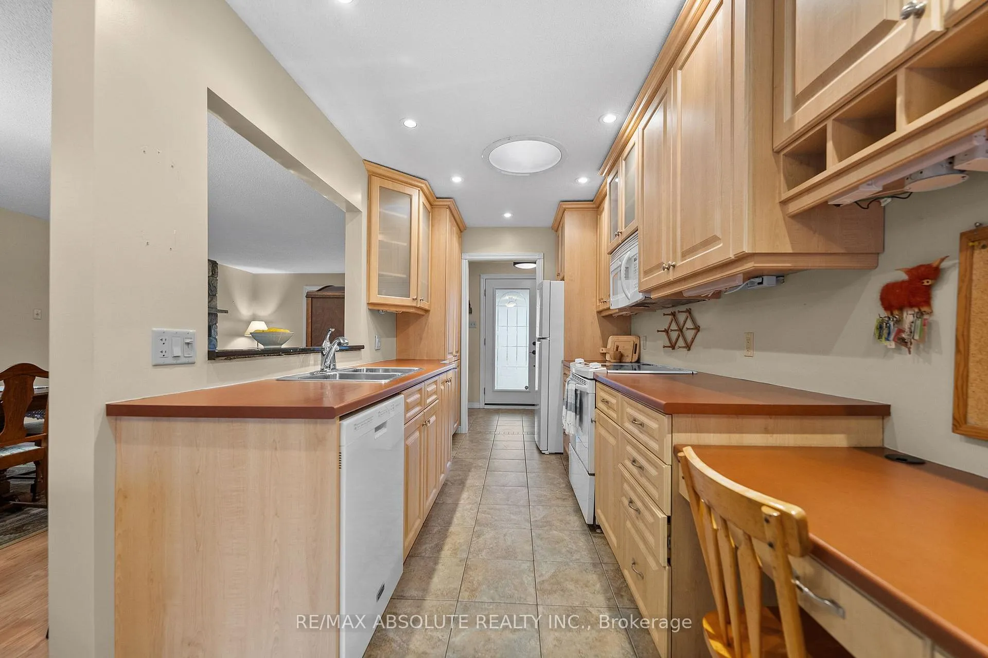 Photo 13 of 284 Harrington Street, Arnprior — HOMEH