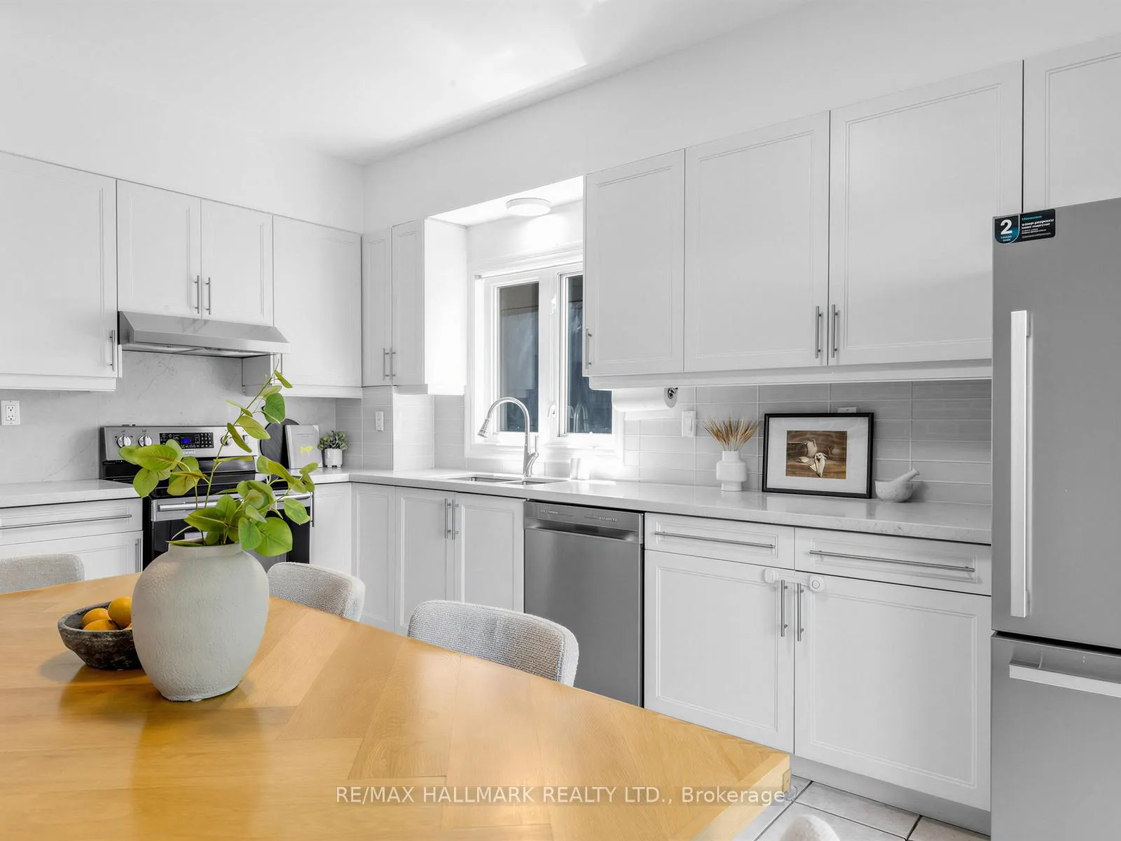 Photo 15 of 62 Doncaster Avenue, Toronto, Woodbine-Lumsden — HOMEH